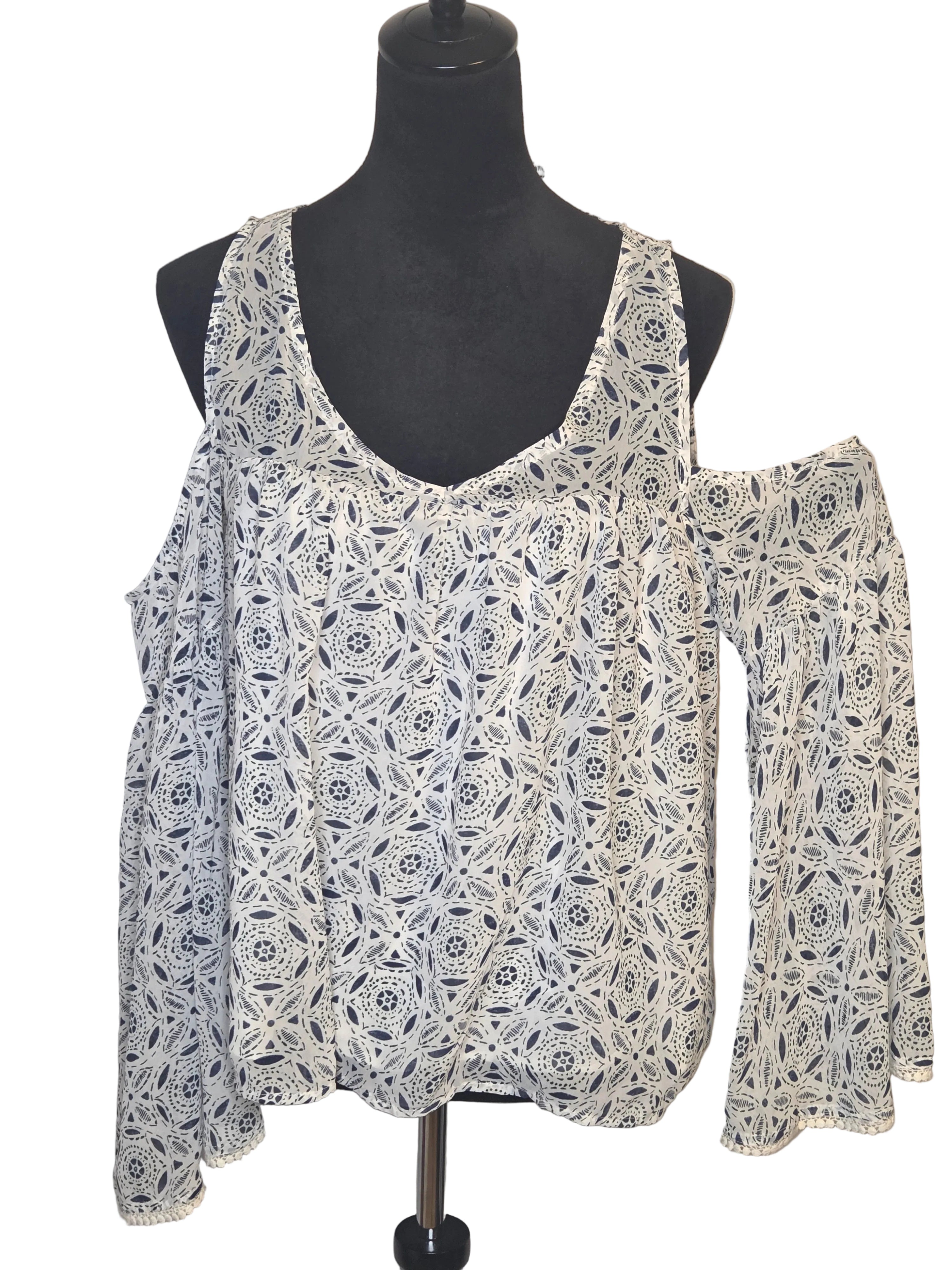 ABERCOMBRIE & FITCH TOP SIZE S