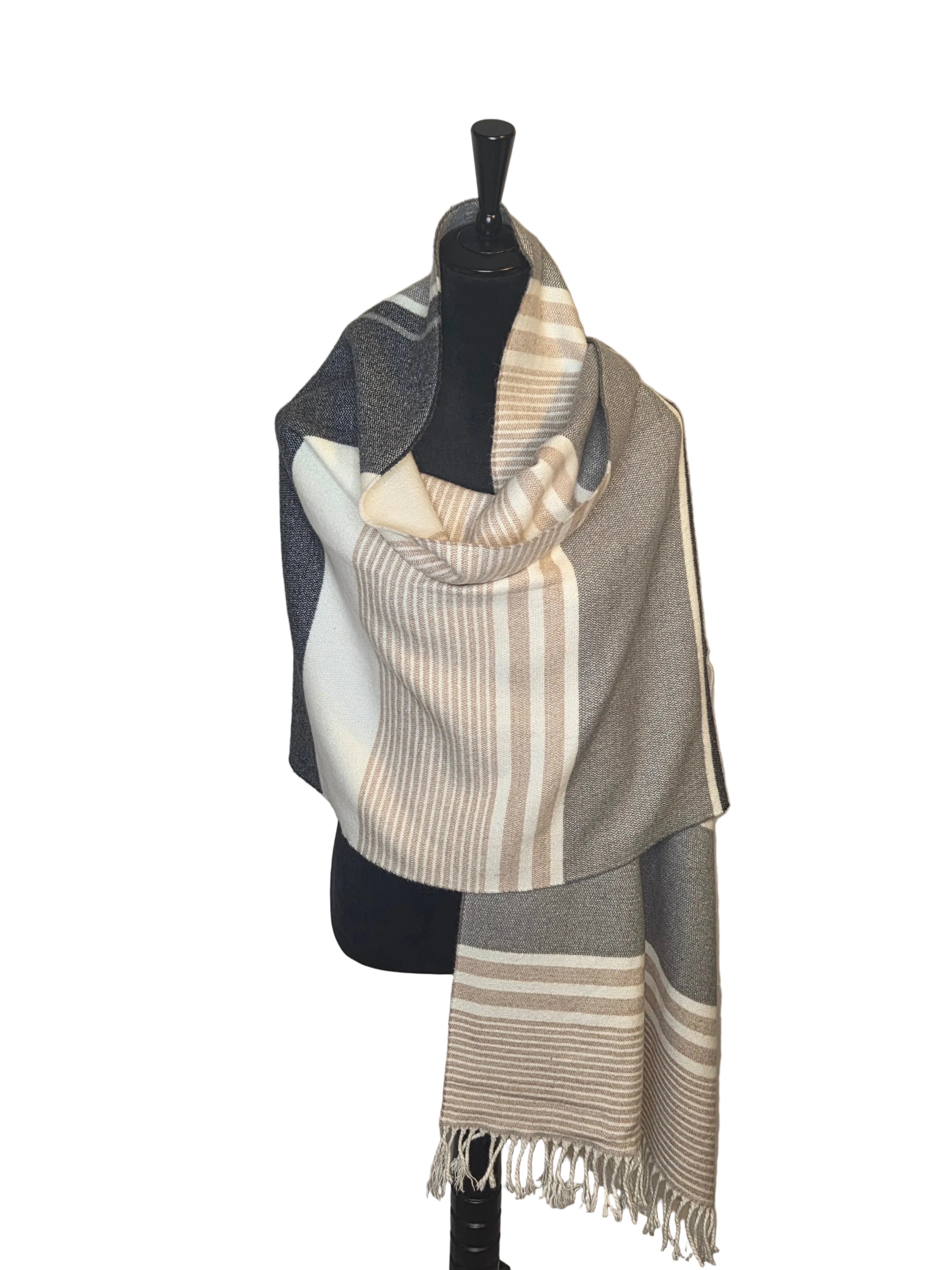 CALVIN KLEIN SCARF