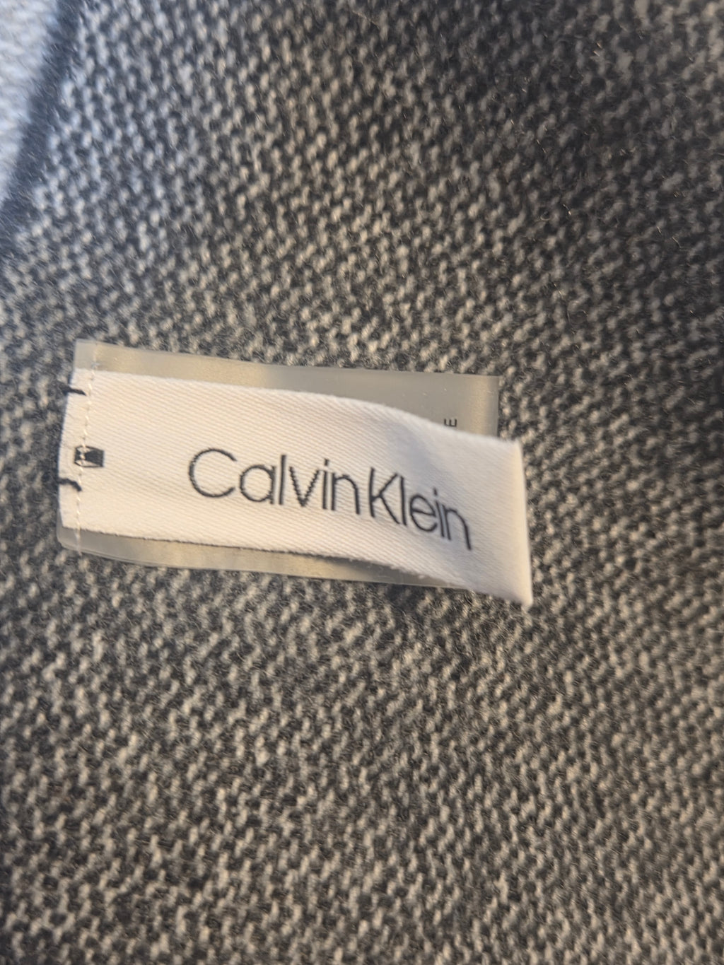 CALVIN KLEIN SCARF