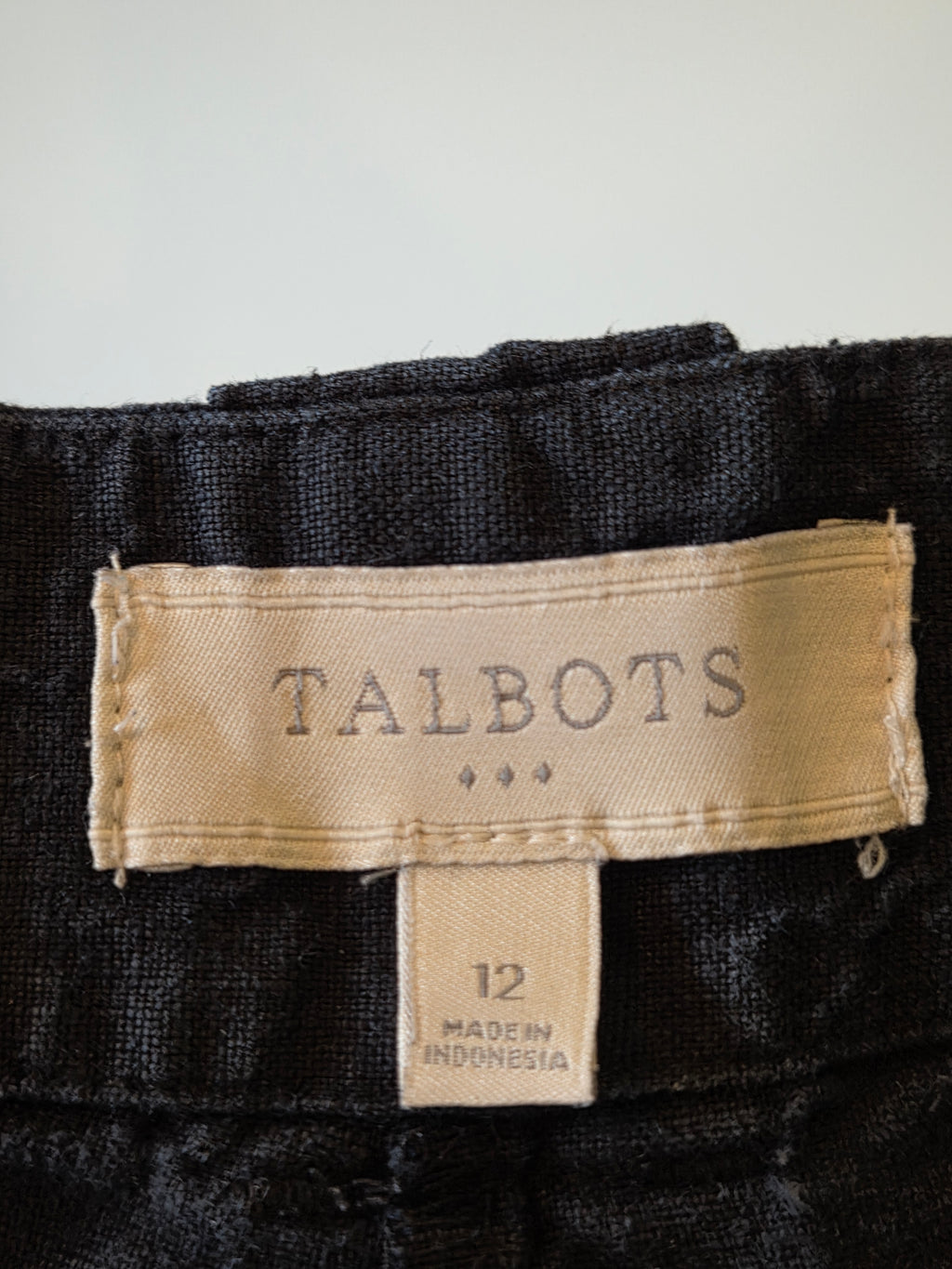 TALBOT LINEN CAPRI PANTS SIZE 12