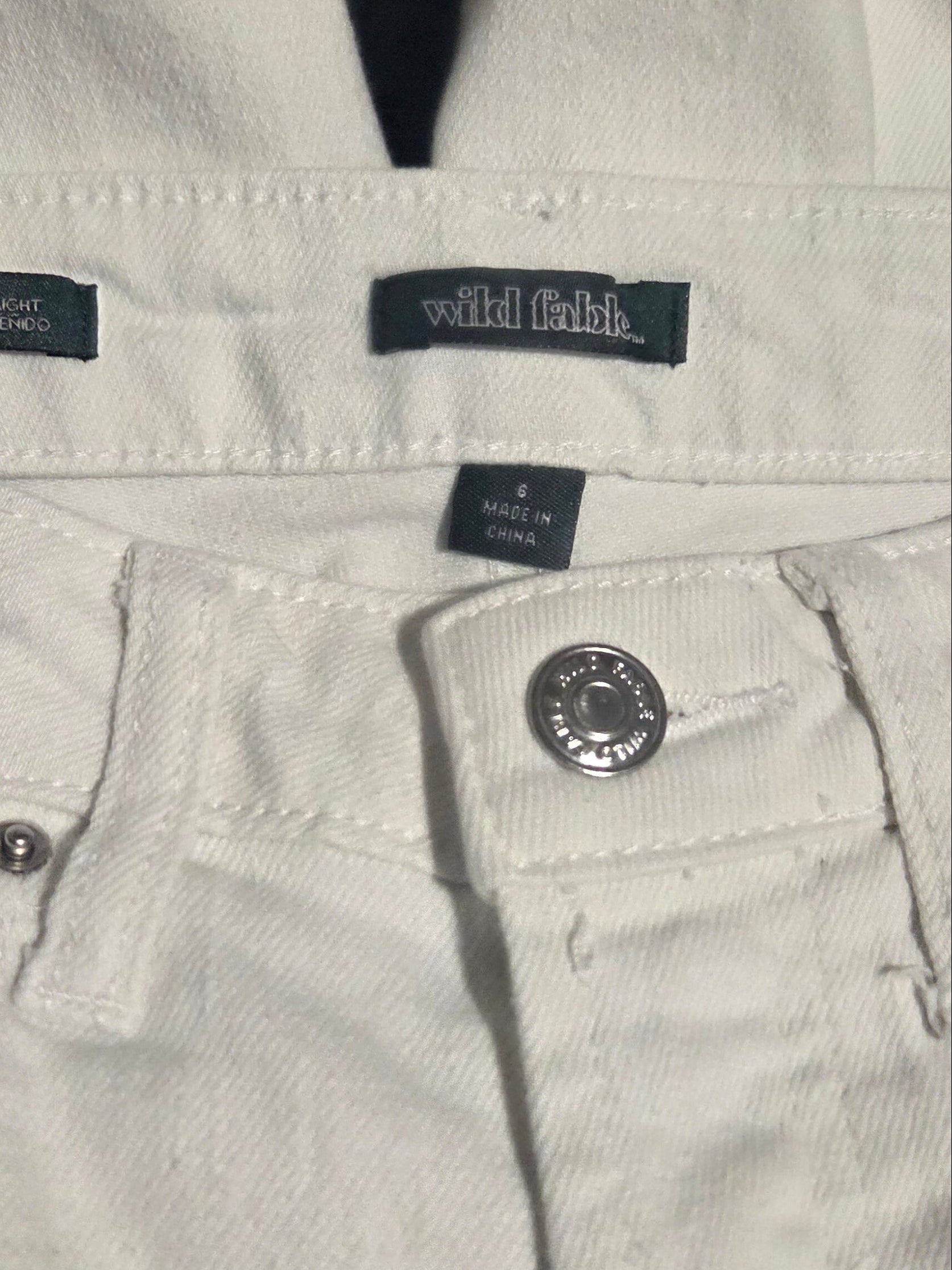 WILD FABLE JEANS SIZE 6