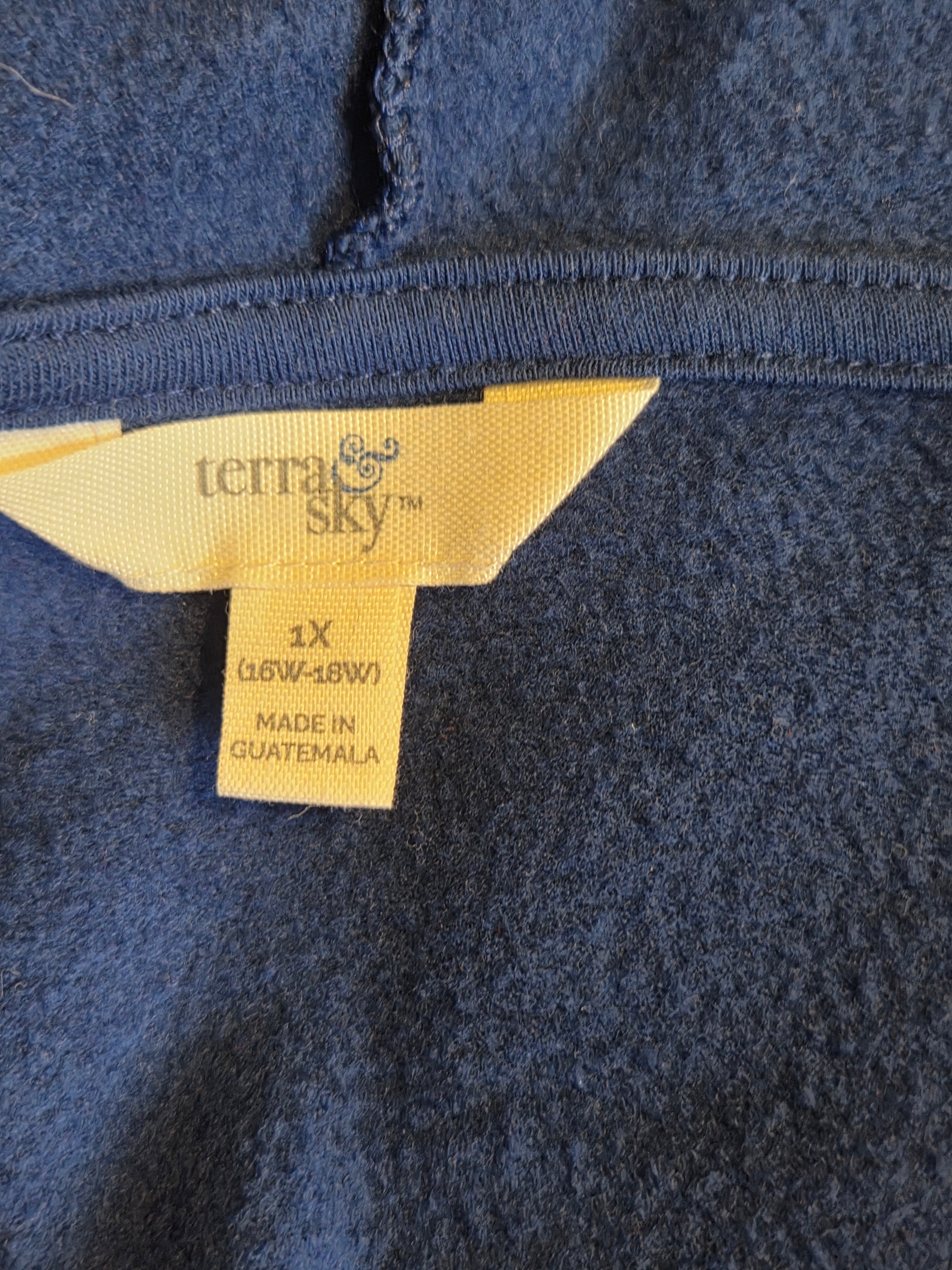 TERRA & SKY HOODIE SIZE 1X