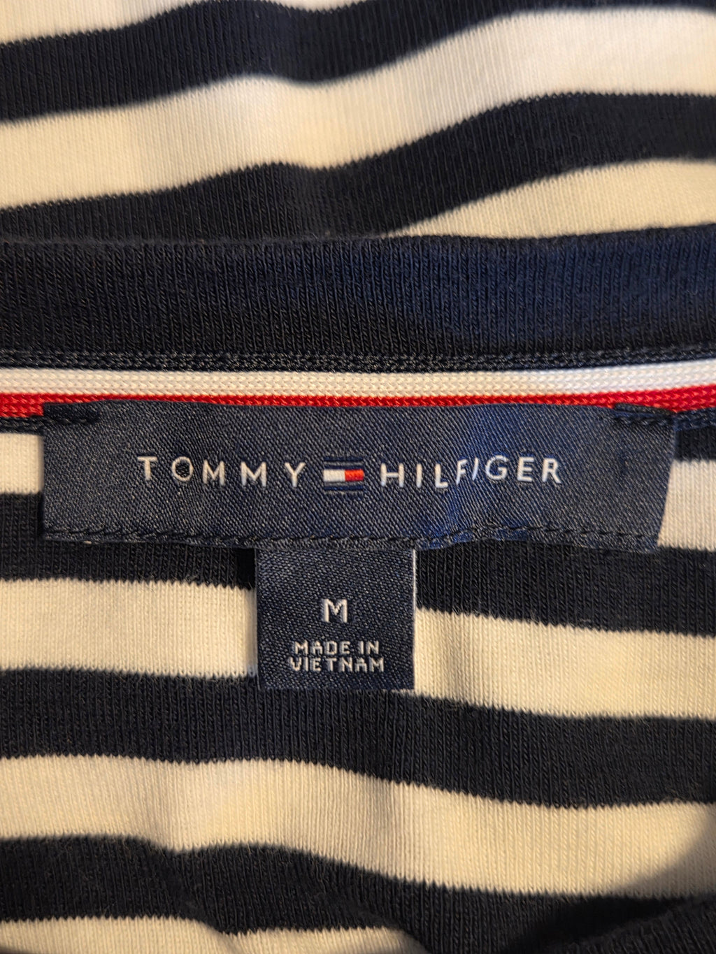 TOMMY HILFEGER DRESS SIZE MEDIUM