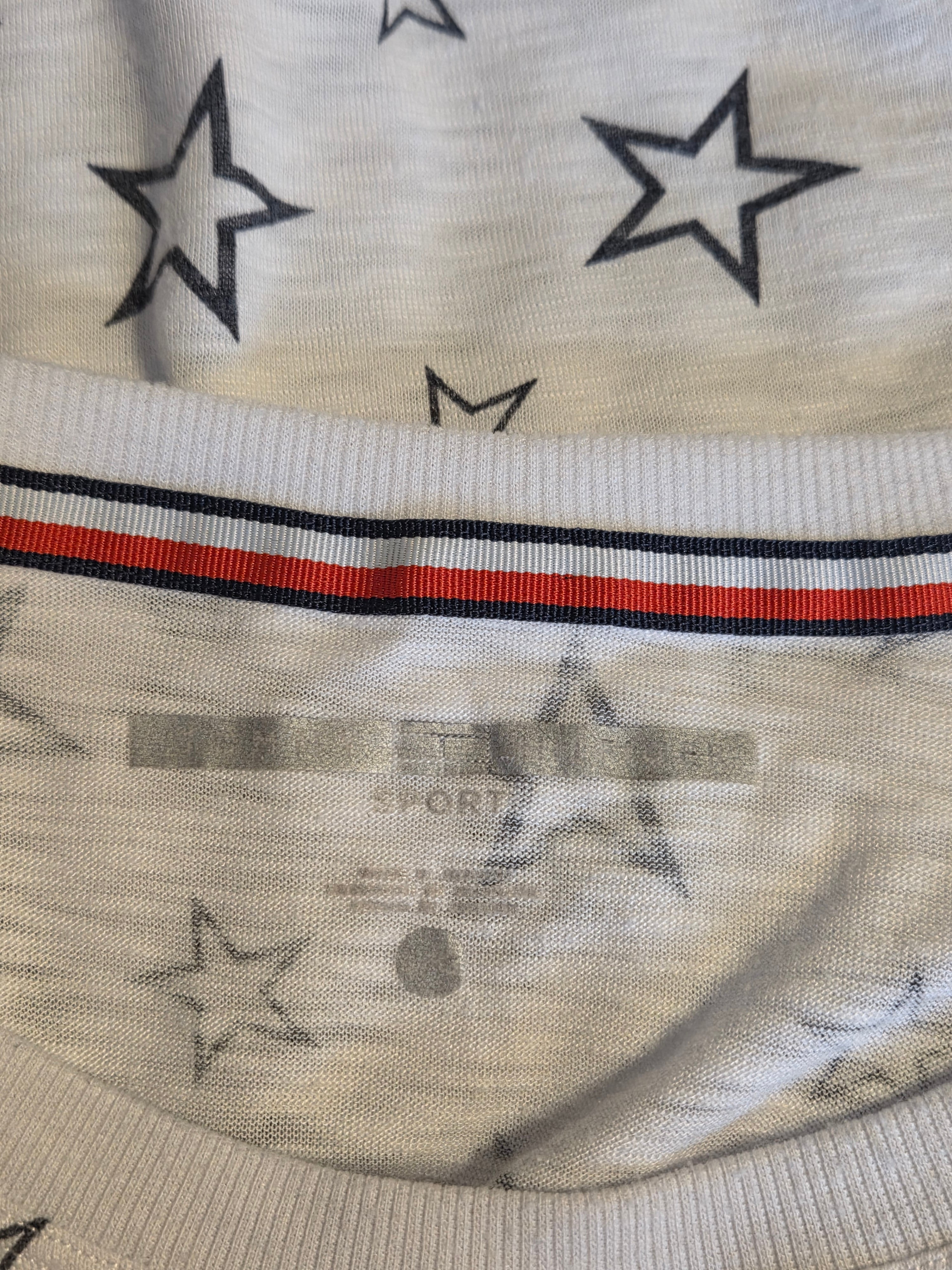 TOMMY HILFIGURE SHIRT SIZE L
