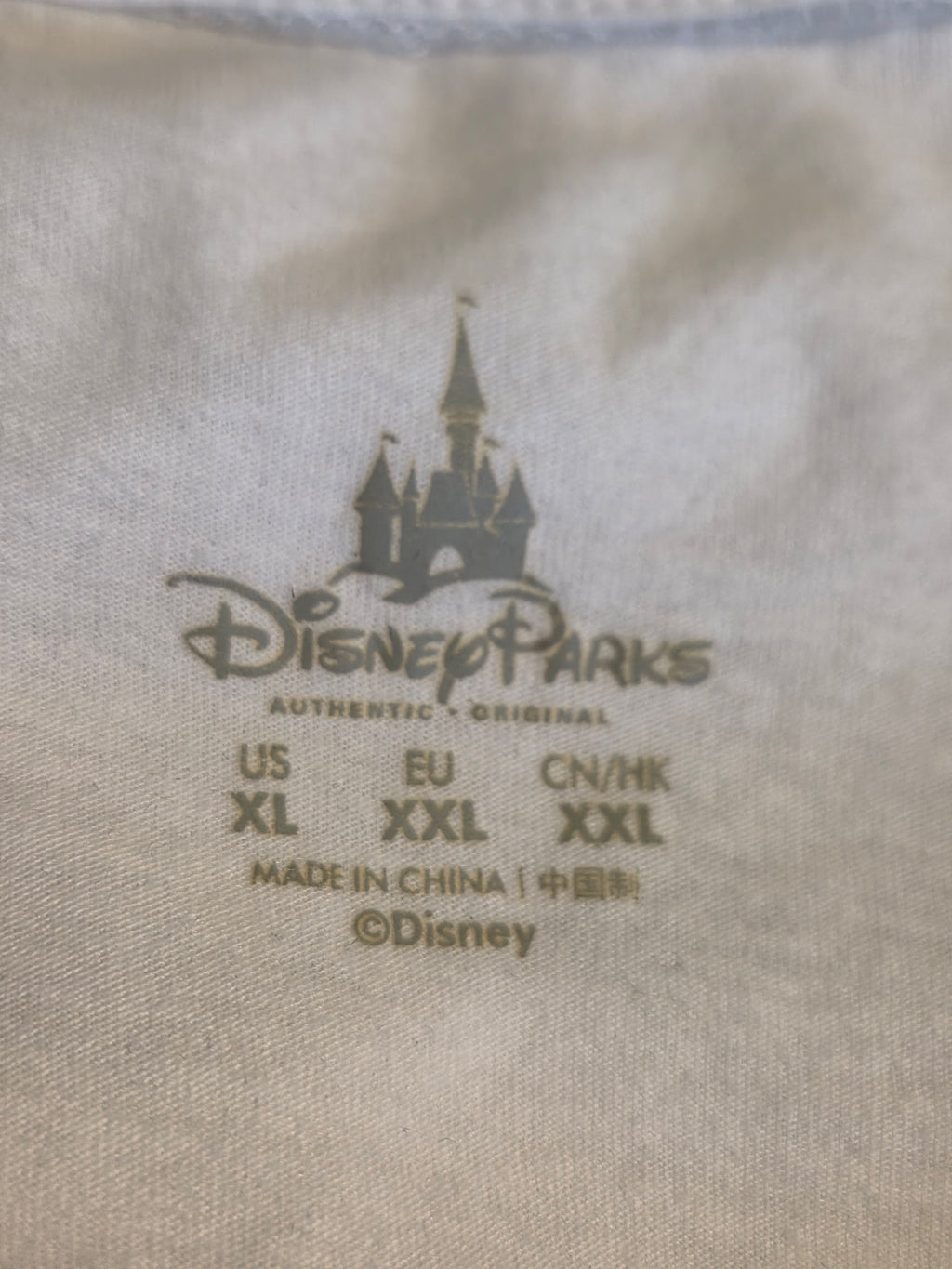 DISNEY T-SHIRT XL