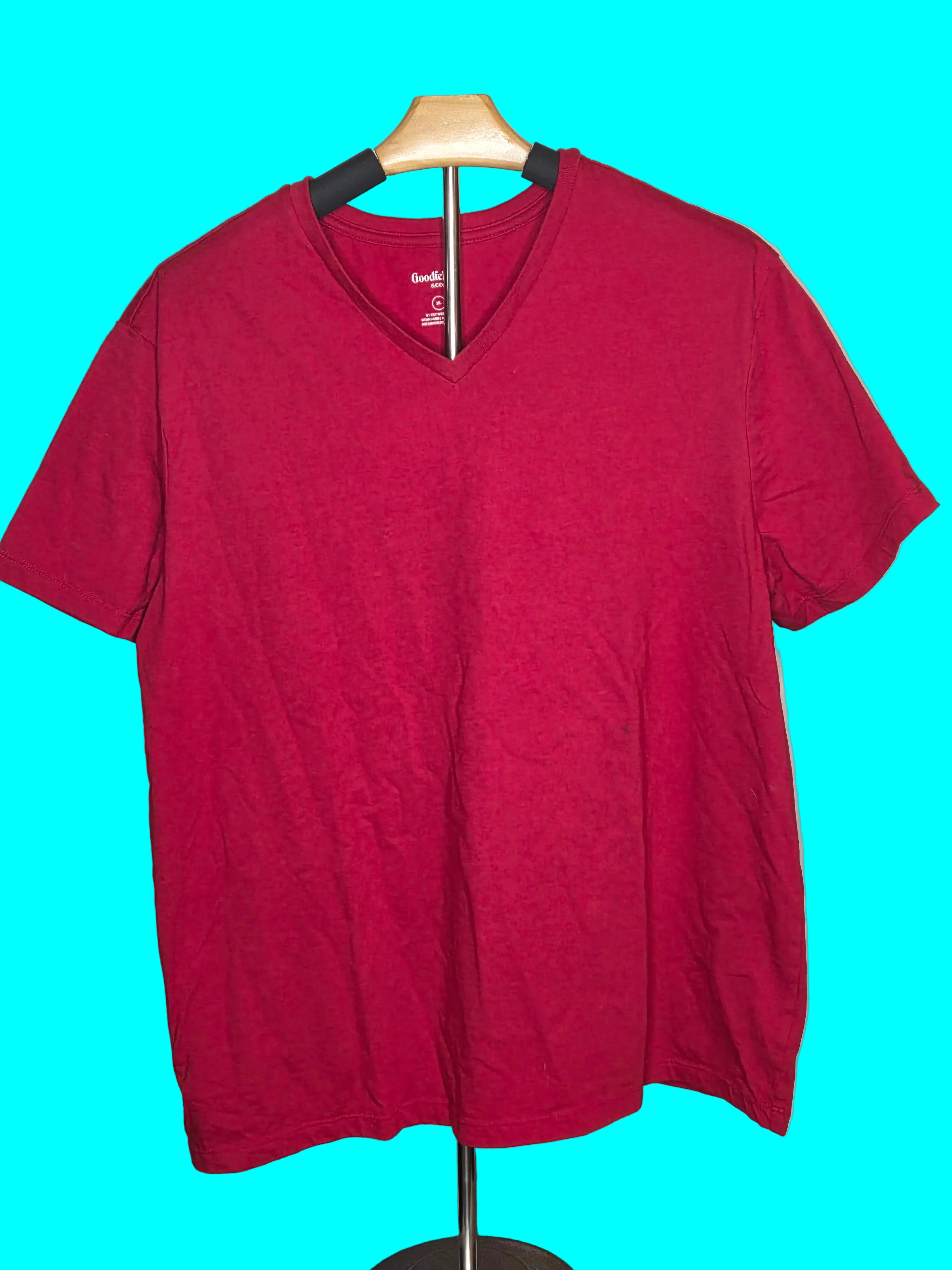GOODFELLOW & CO  T-SHIRT SIZE XL