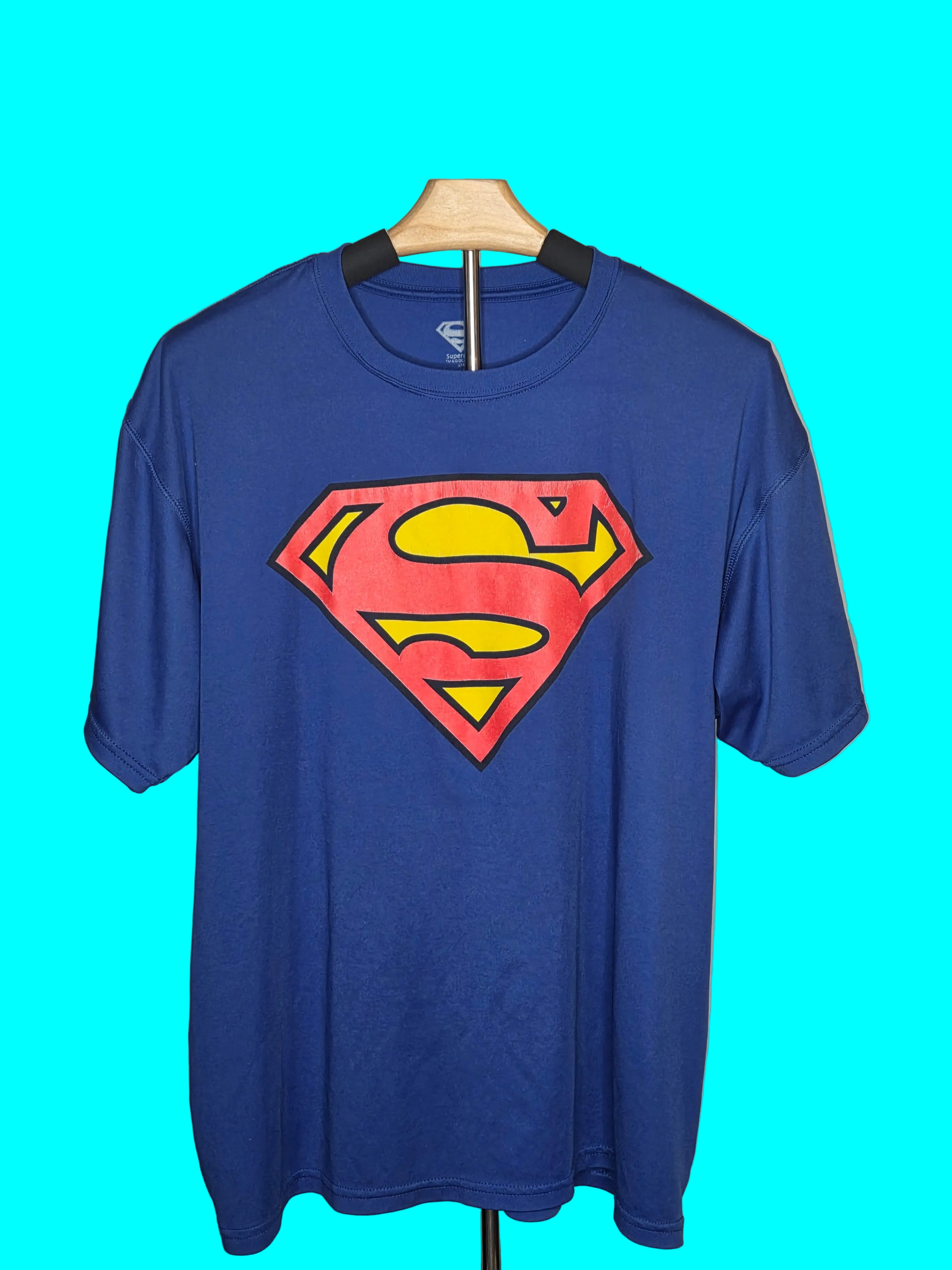 DC COMICS SUPERMAN SIZE L