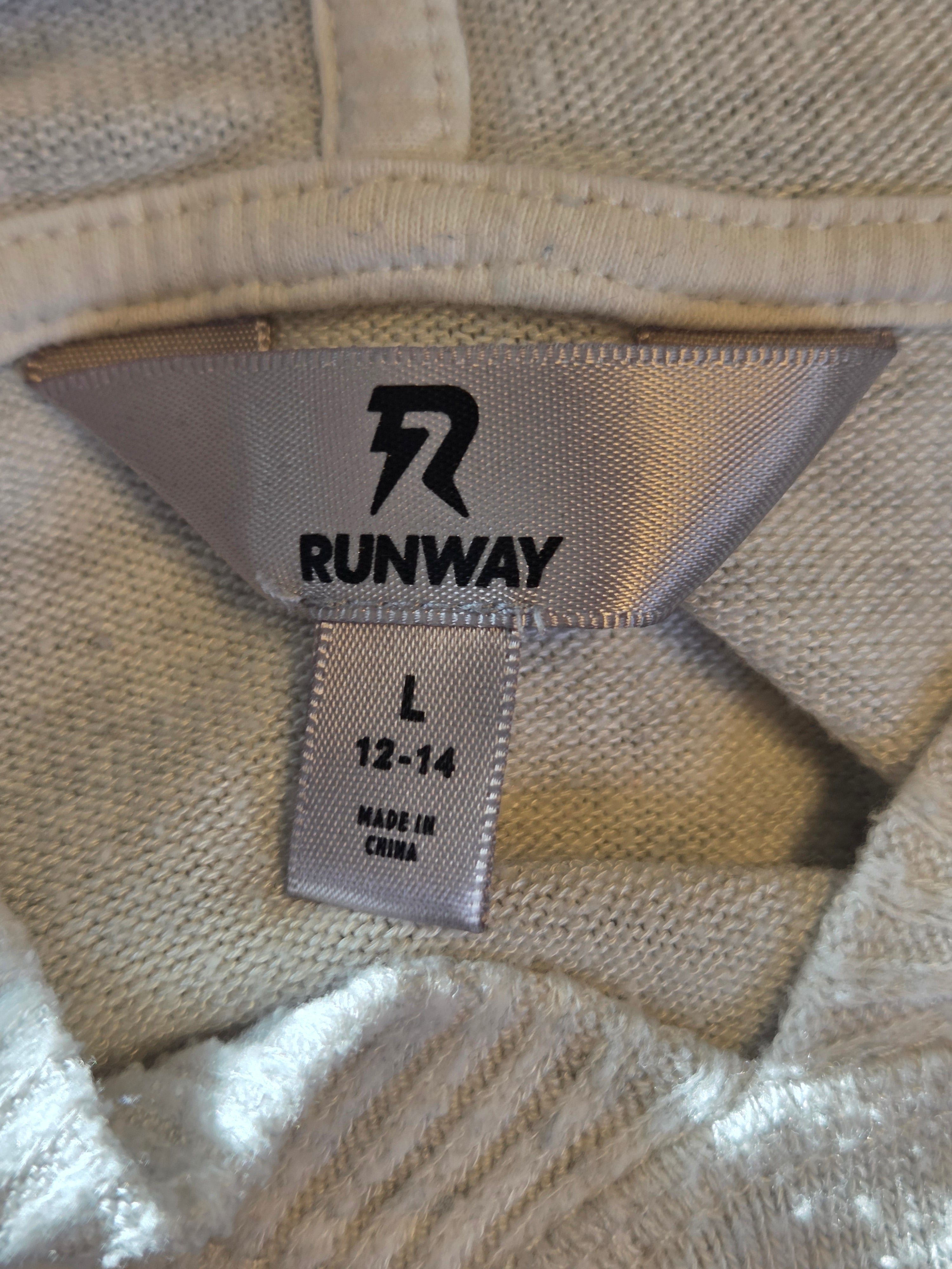 RUNWAY SIZE L
