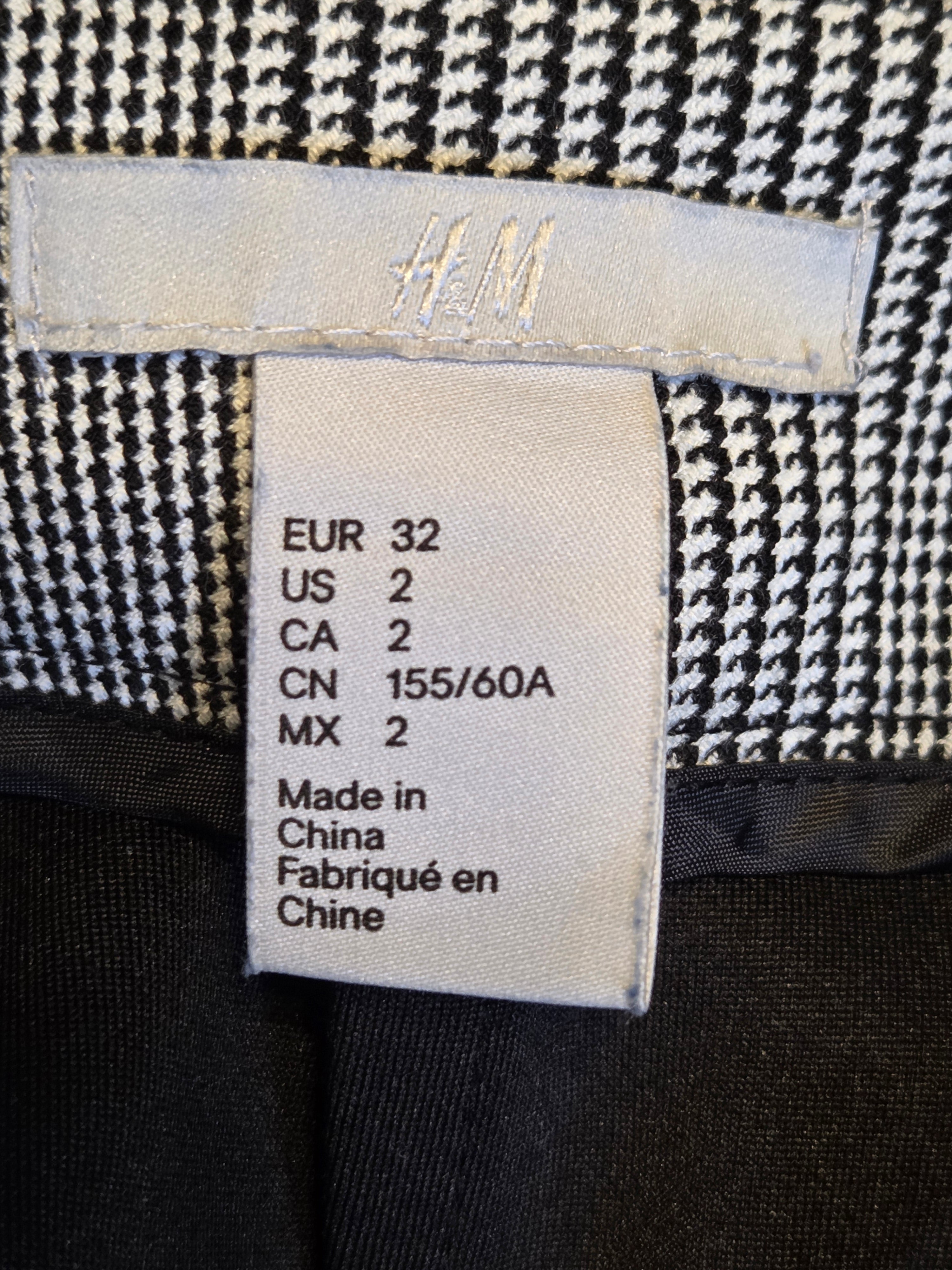 H&M SKIRT SIZE 2