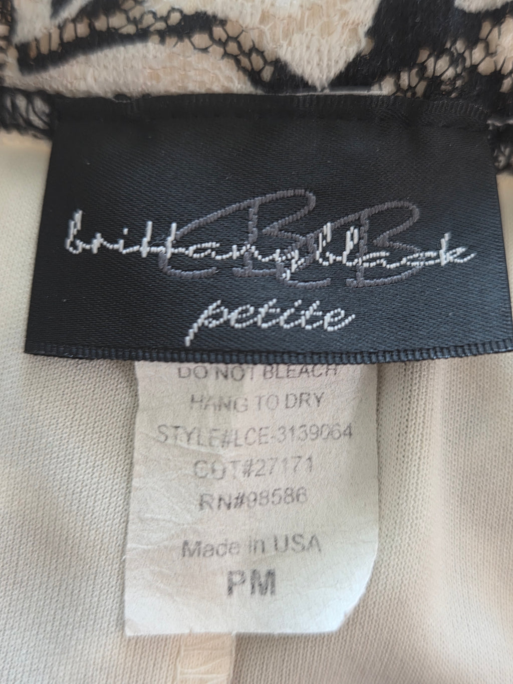 BRITTANY BLACK PETITE SIZE MEDIUM