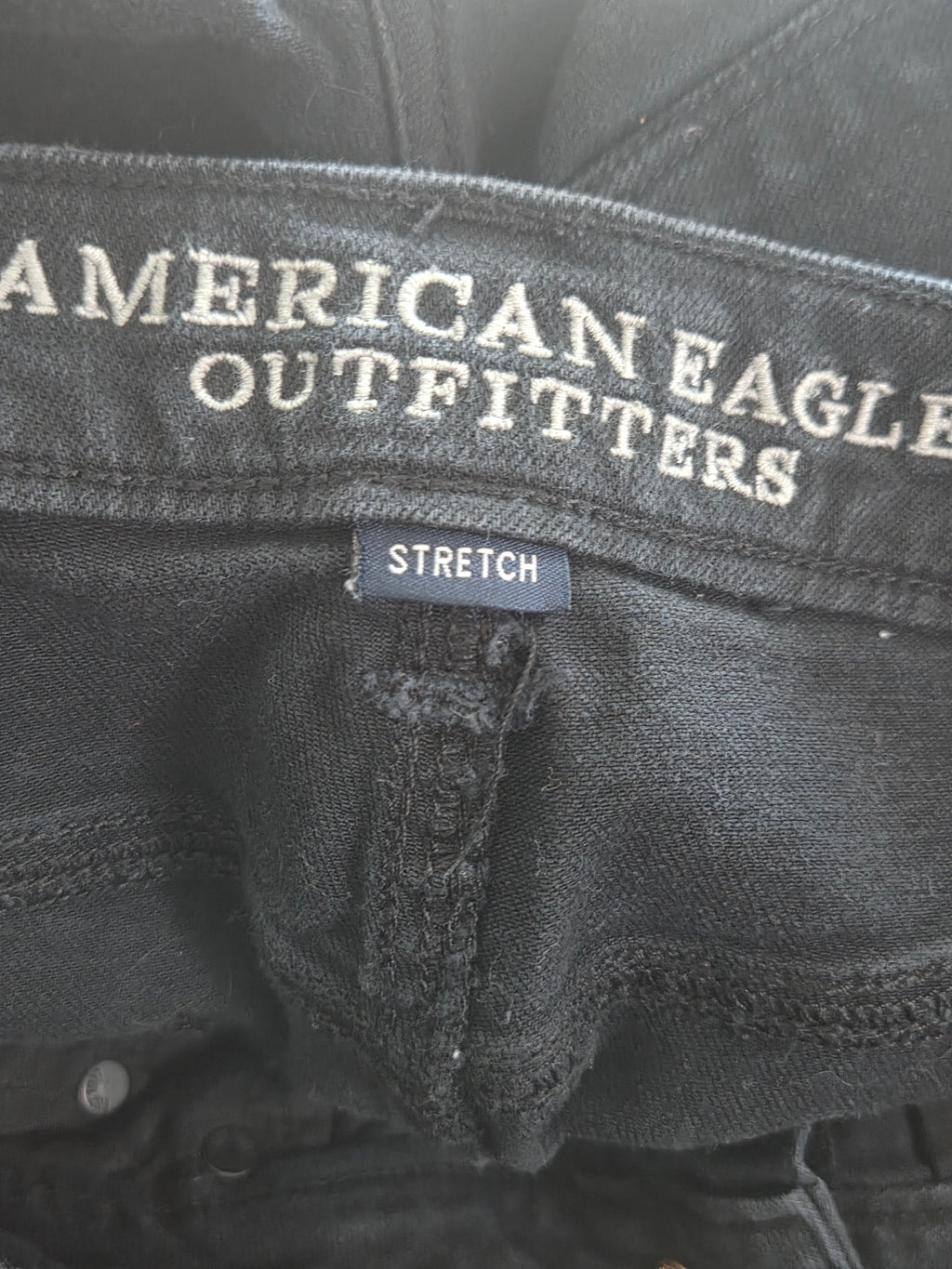 AMERICAN EAGLE SIZE 6