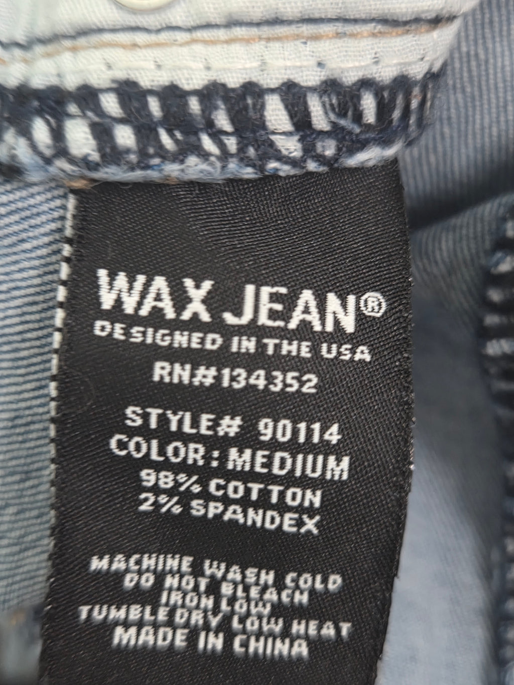 WAX JEAN SIZE LARGE