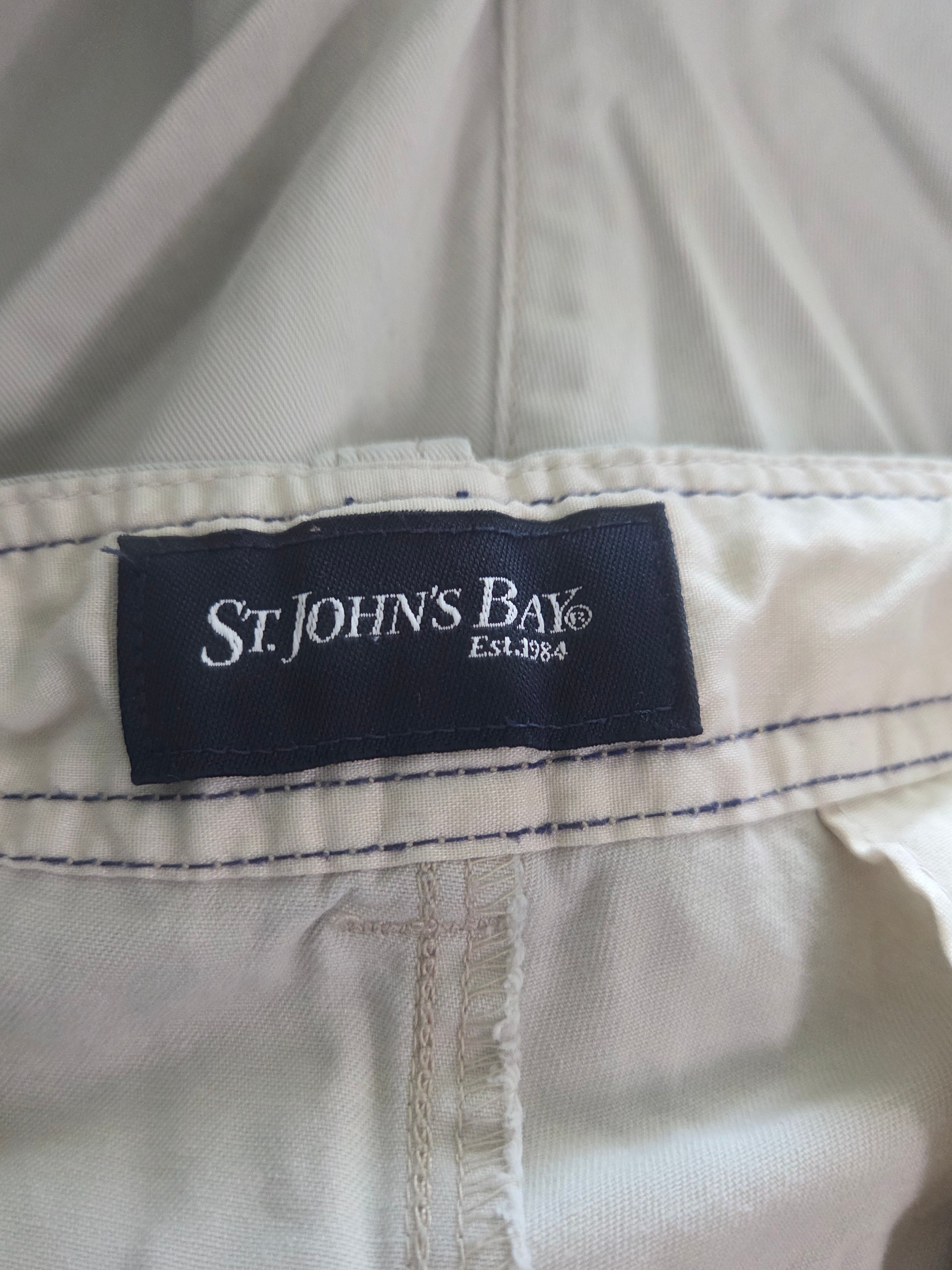 ST JOHNS BAY  SIZE 40