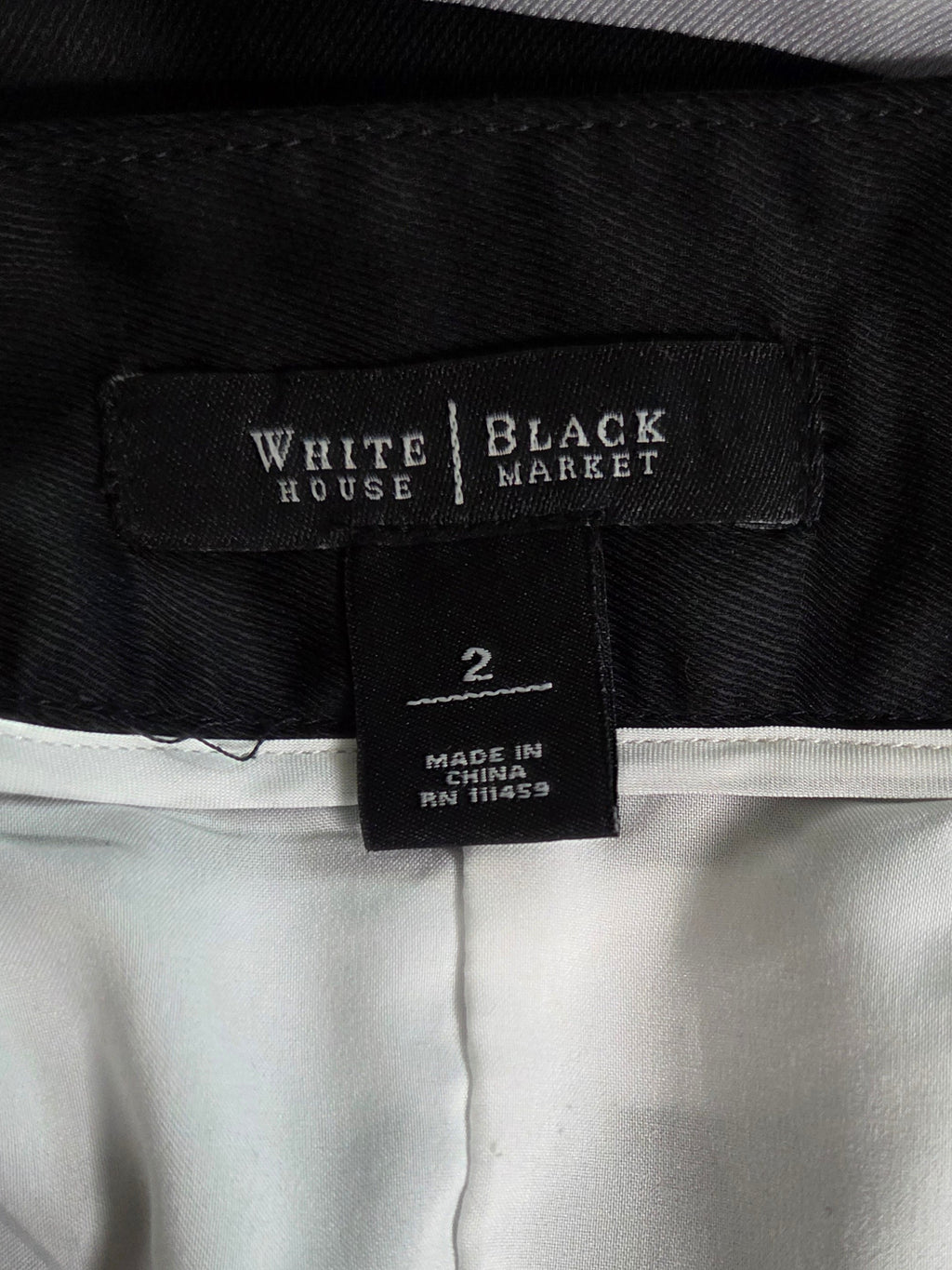 WHITE HOUSE BLACK MARKET SIZE 2