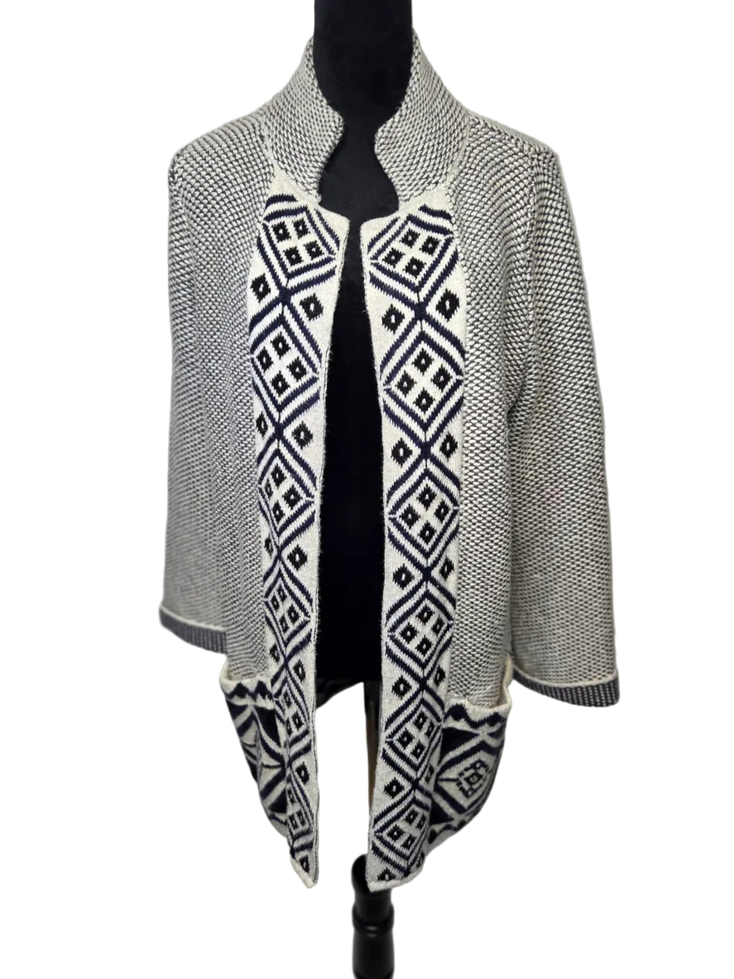 OLD NAVY CARDIGAN SIZE MEDIUM