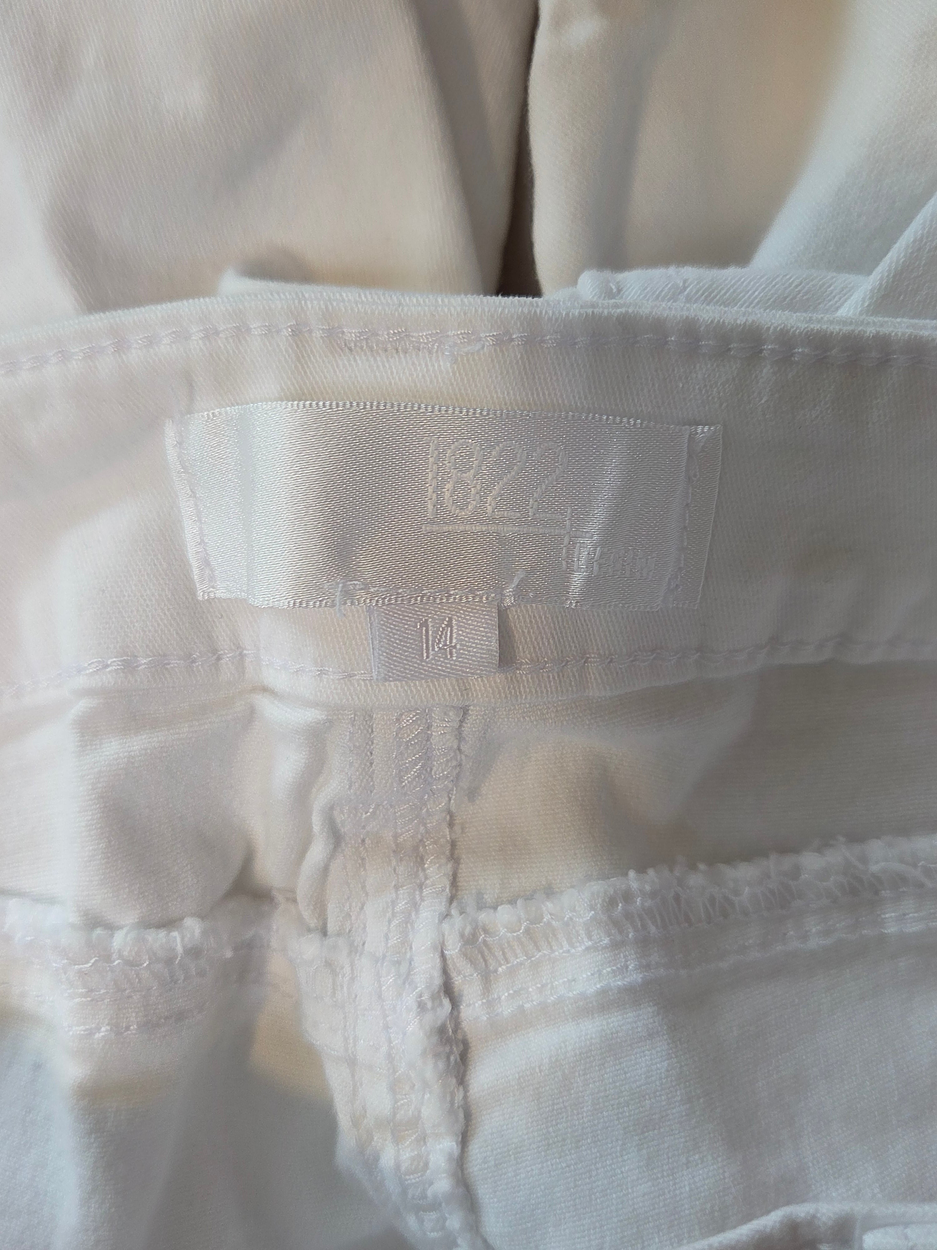 1822 Denim Women's White Denim Shorts Cotton Spandex Shorts Size 14