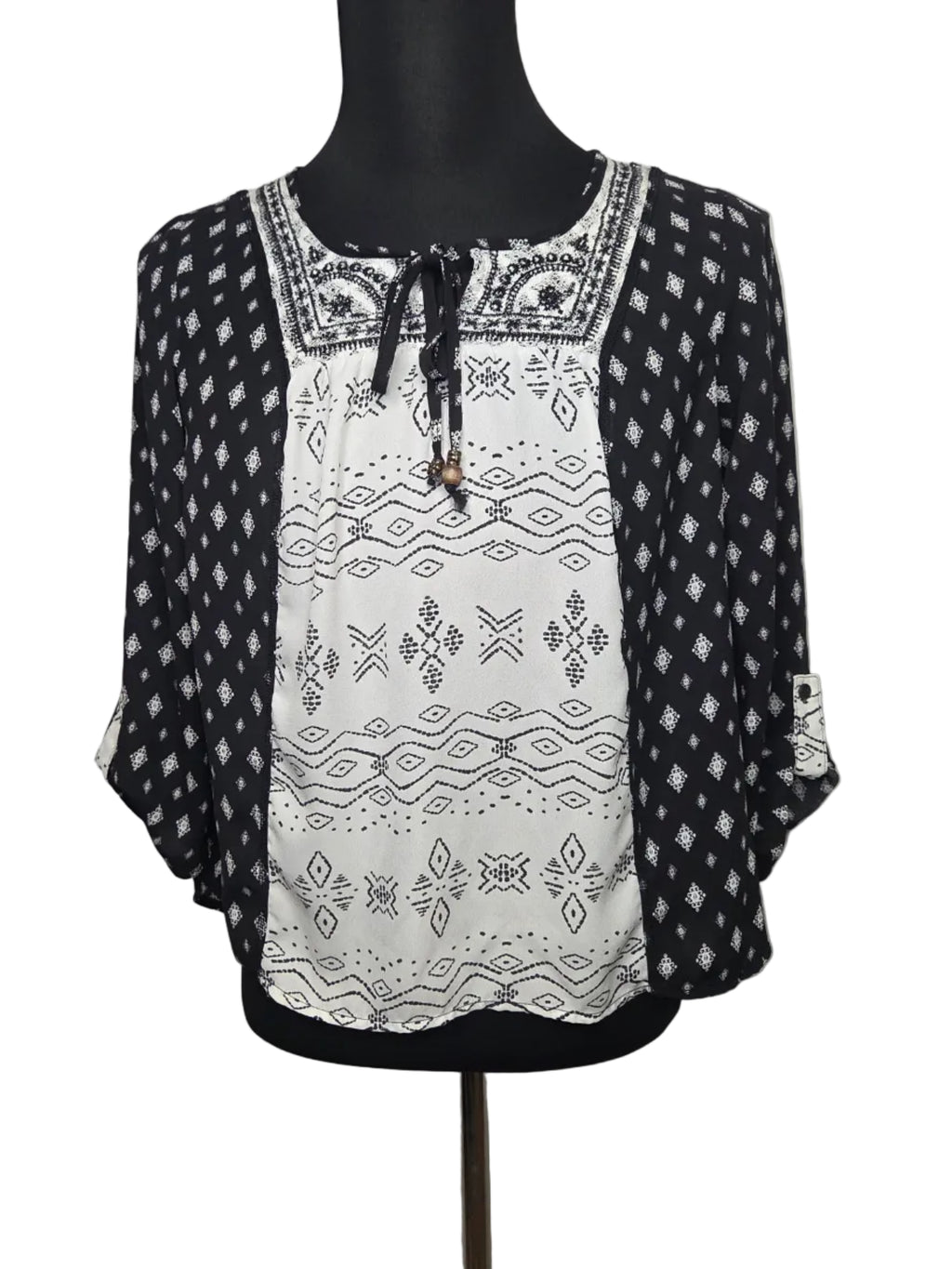 Xhilaration Women's Blouse Black White Pattern Polyester Size L