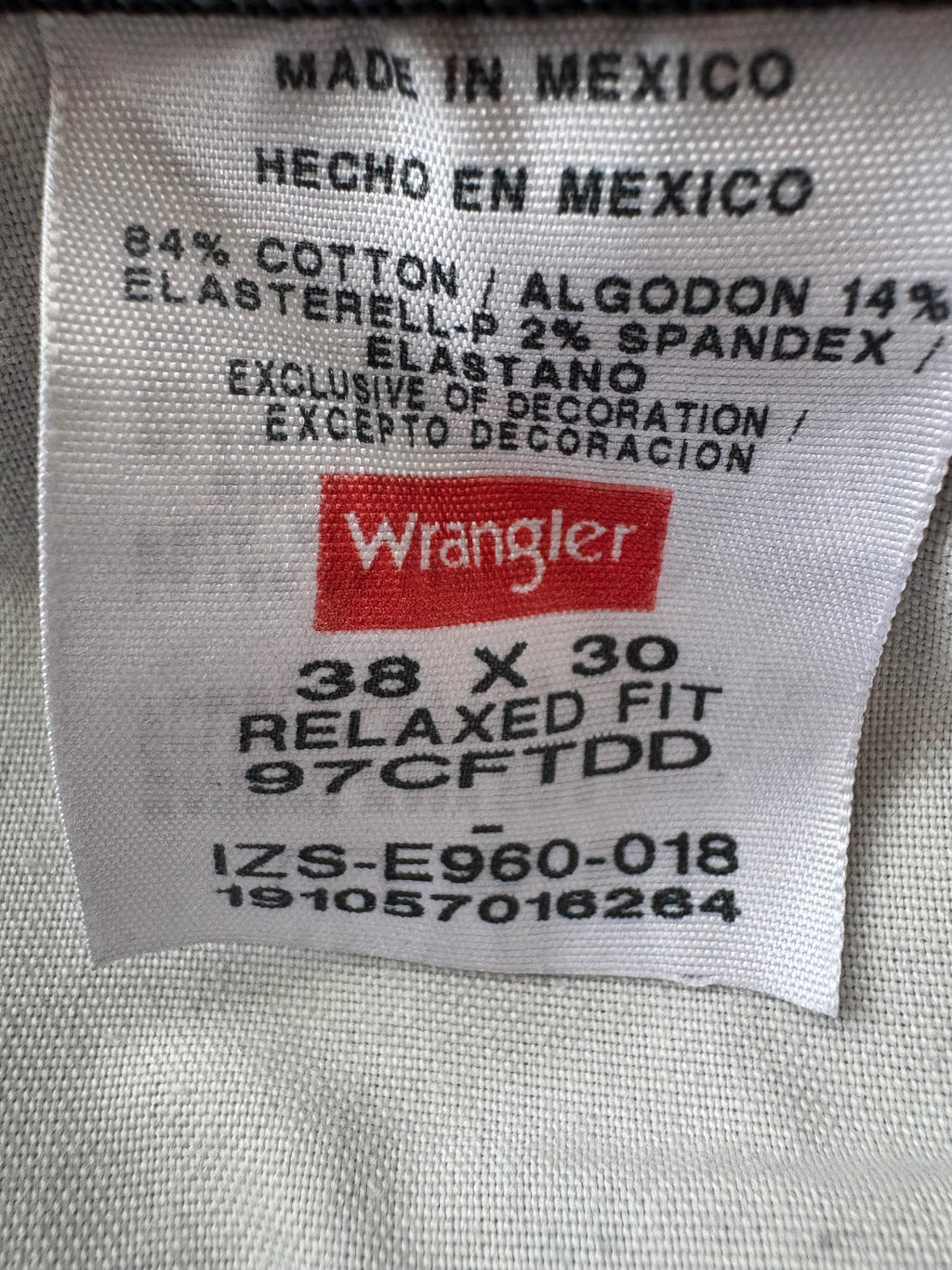 WRANGLER MEN'S JEANS SIZE 38W 30L