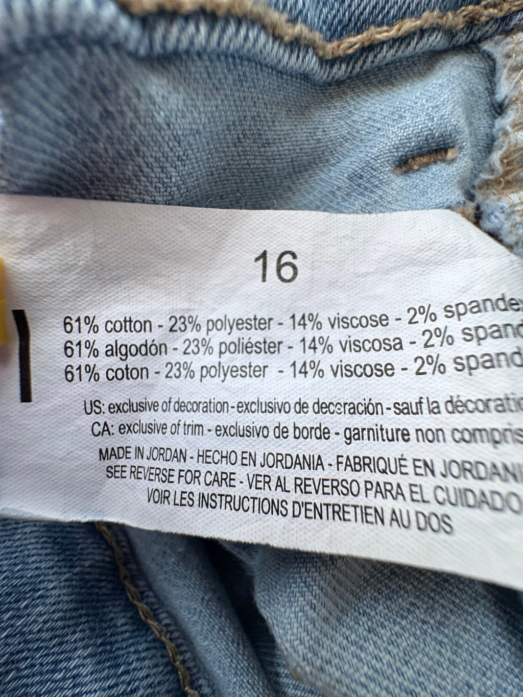 GLORIA VANDERBILT BLUE JEANS SIZE 16