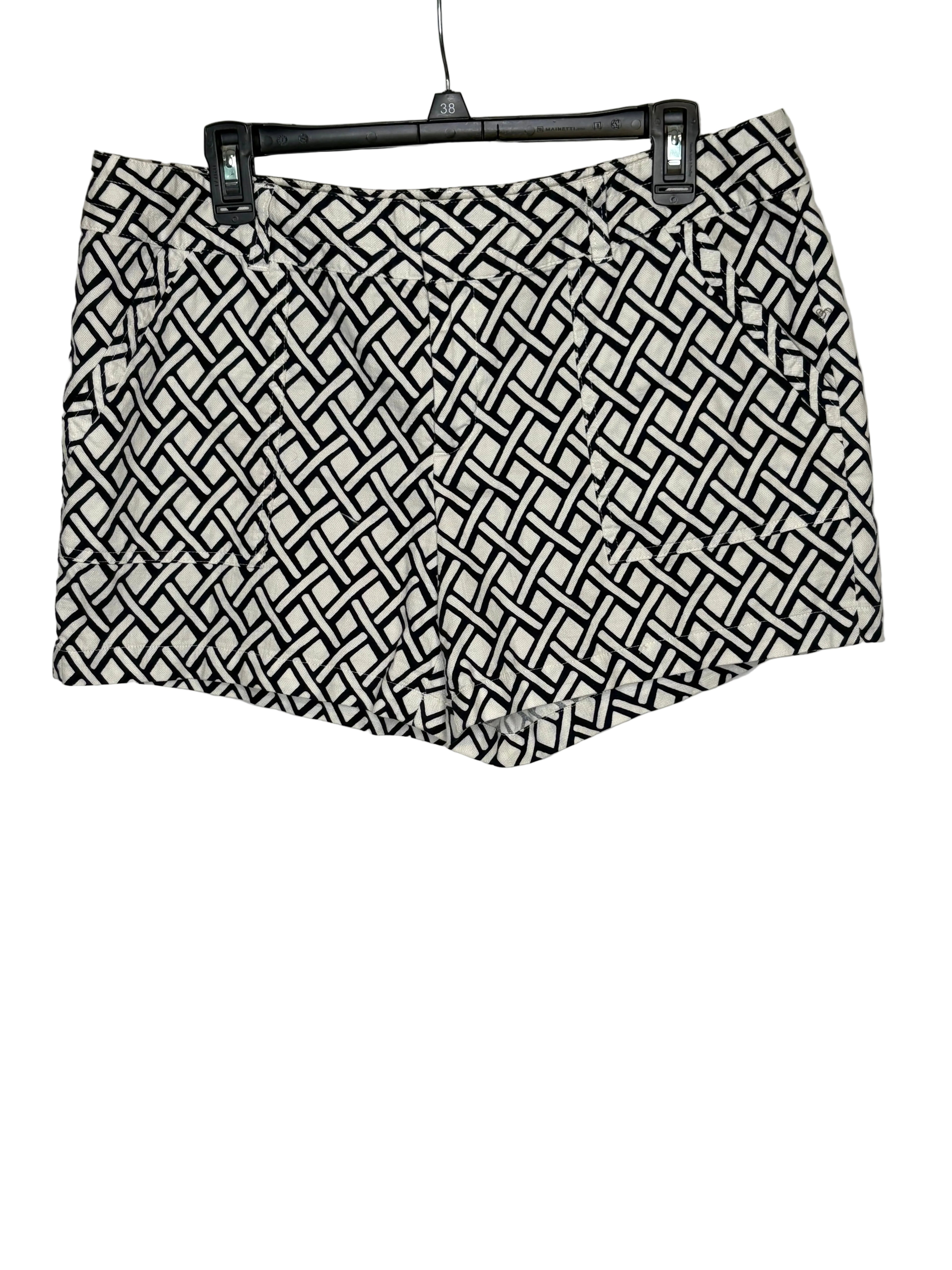 BANANA REPUBLIC SHORTS SIZE 12