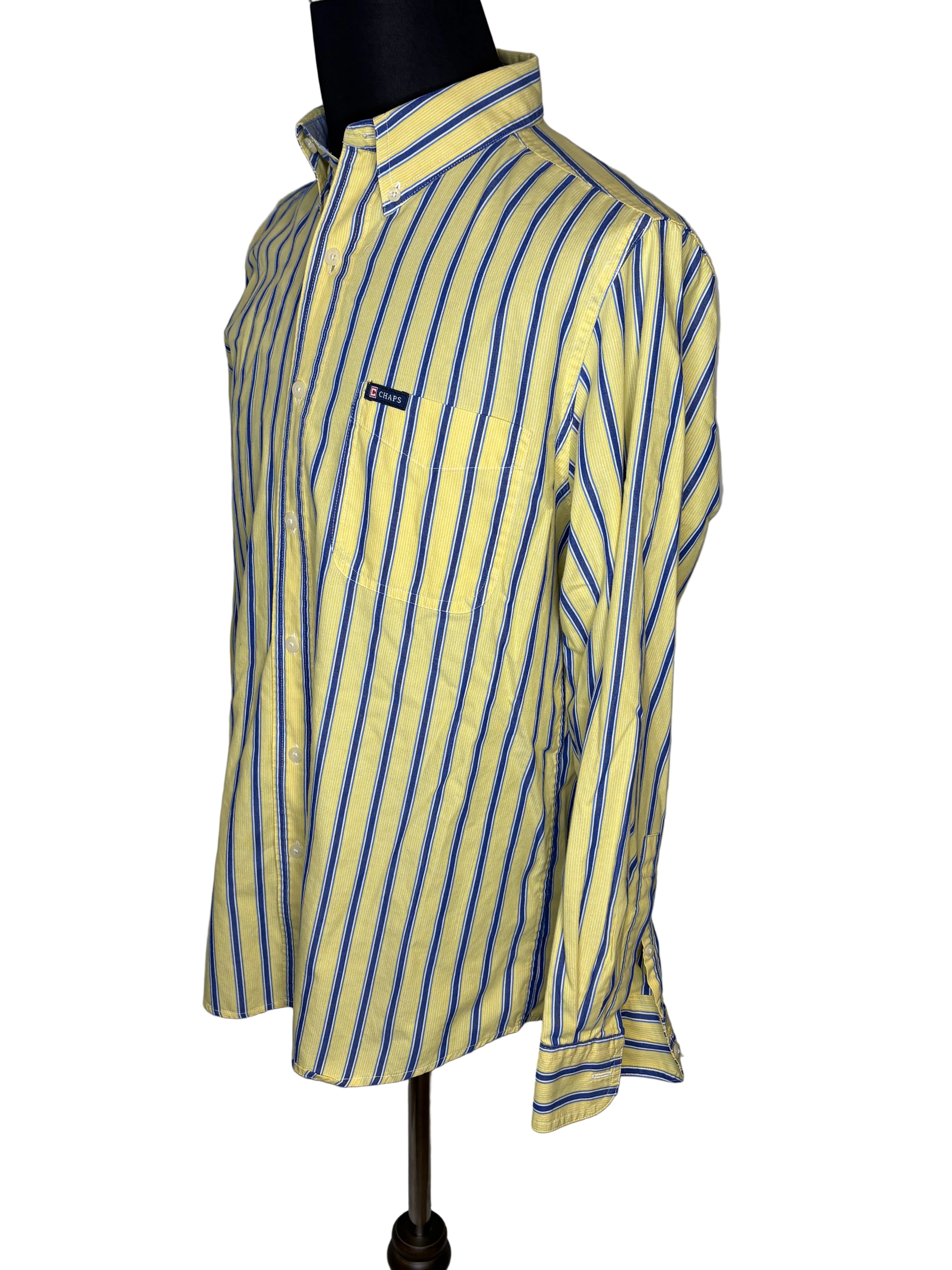 CHAPS MEN'S SHIRT SIZE M