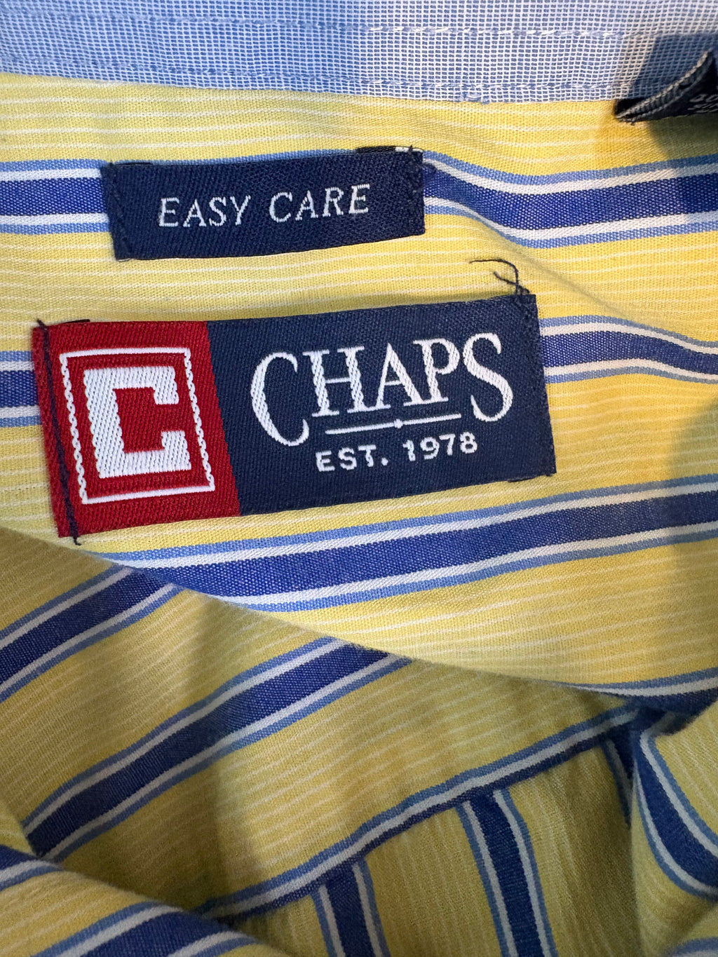CHAPS MEN'S SHIRT SIZE M