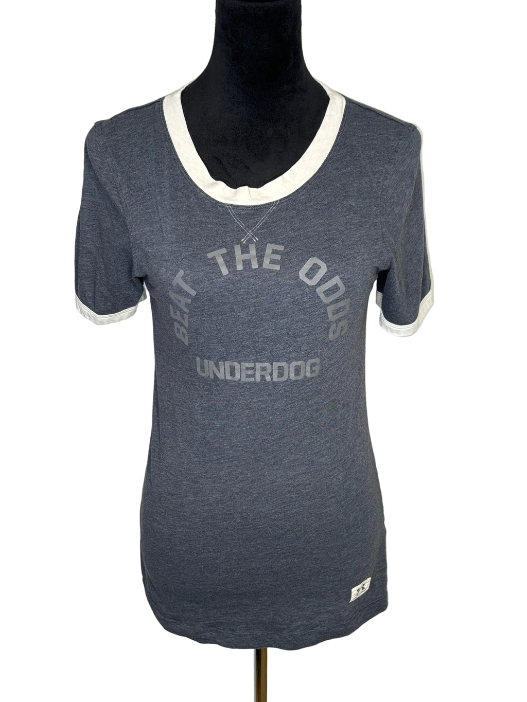 UNDER ARMOUR WOMEN'S TSHIRT SIZE MEDIUM