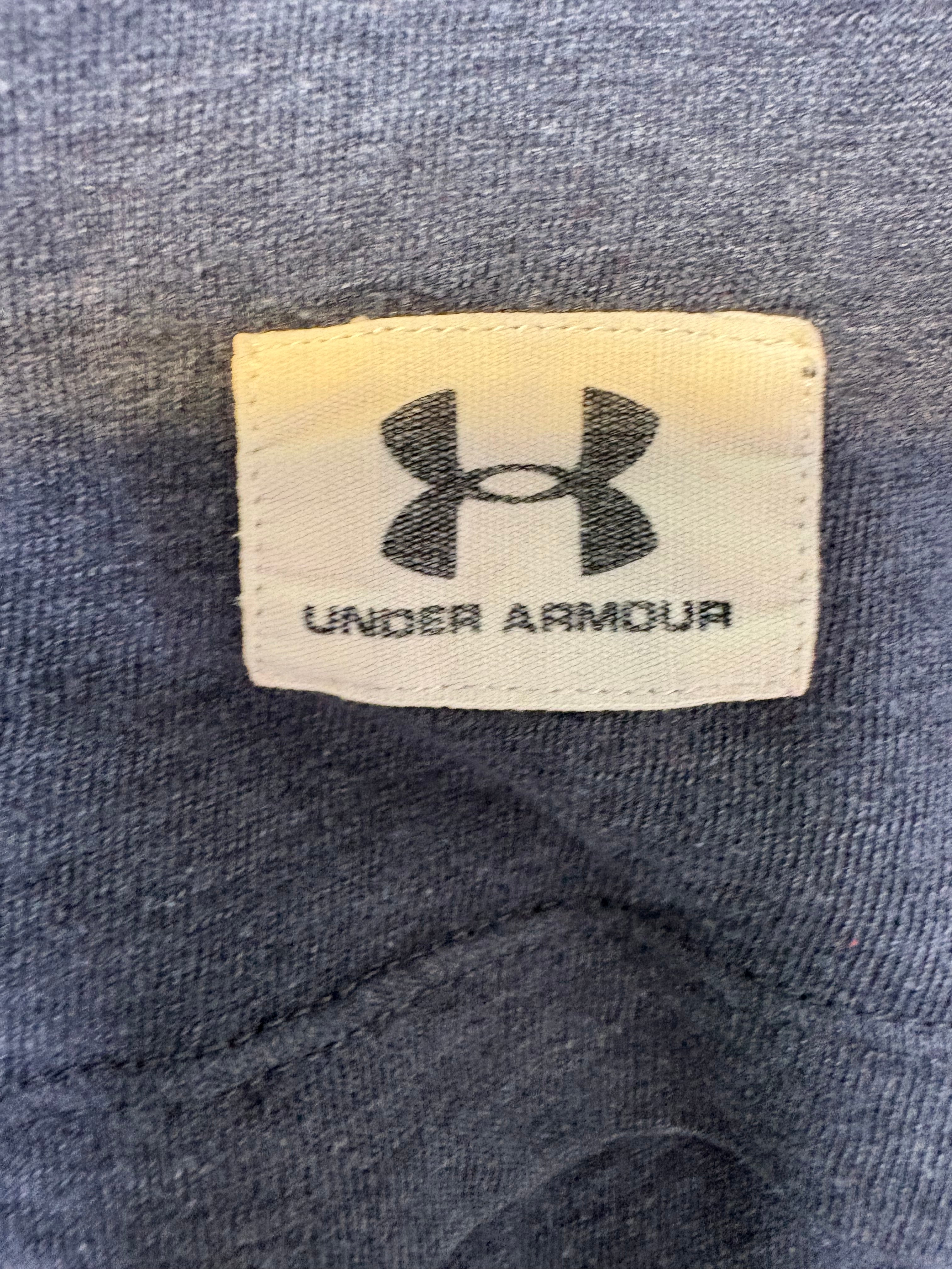 UNDER ARMOUR WOMEN'S TSHIRT SIZE MEDIUM