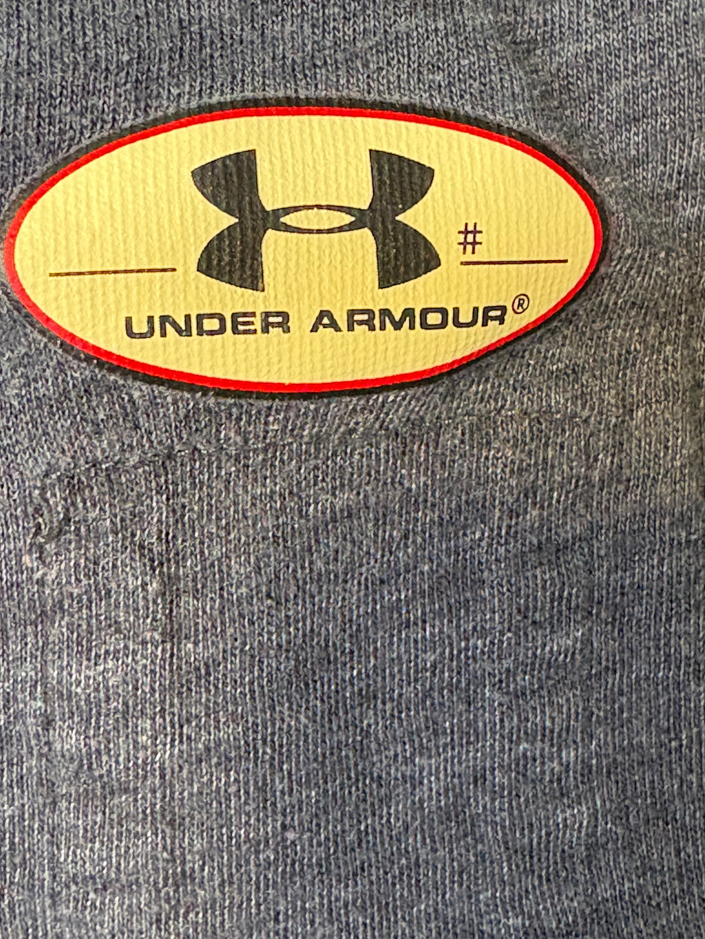 UNDER ARMOUR WOMEN'S TSHIRT SIZE MEDIUM