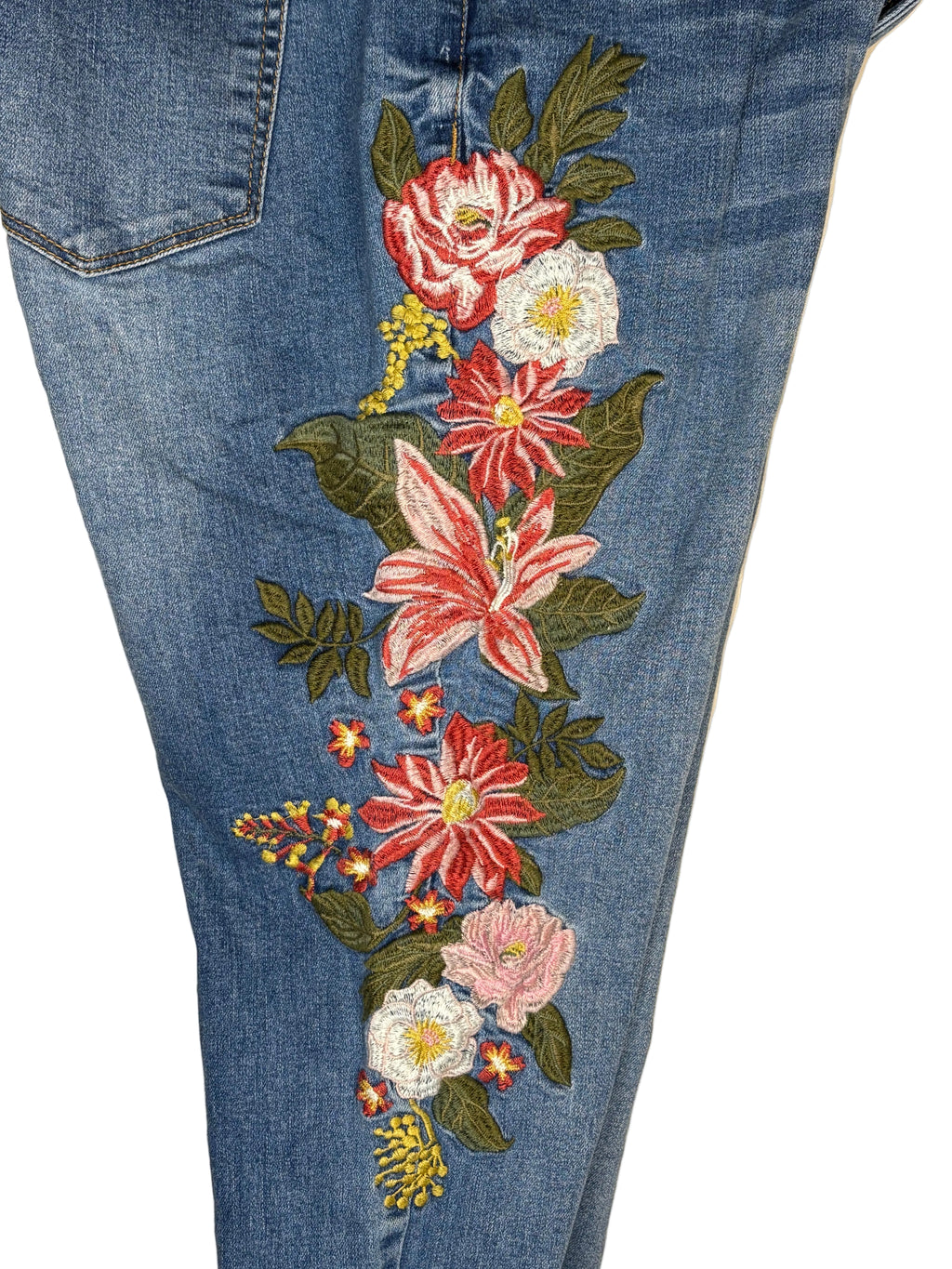 NEW YORK & COMPANY SOHO ANKLE JEANS SIZE 8