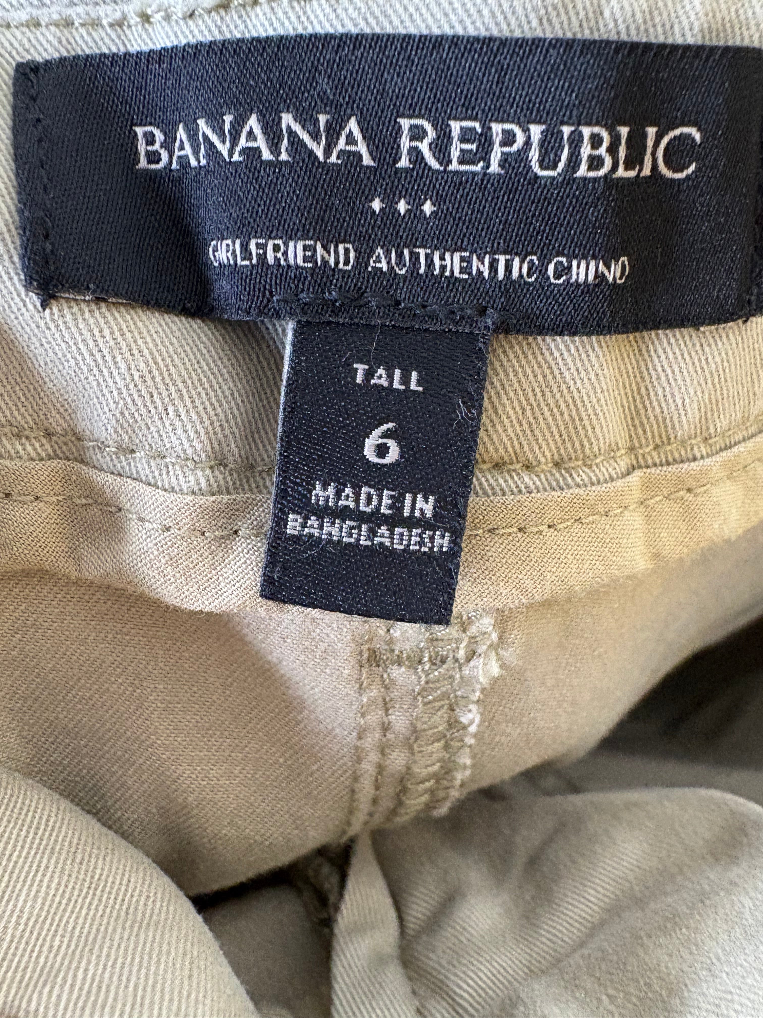 BANANA REPUBLIC GIRLFRIEND AUTHENTIC CHINO SIZE 6