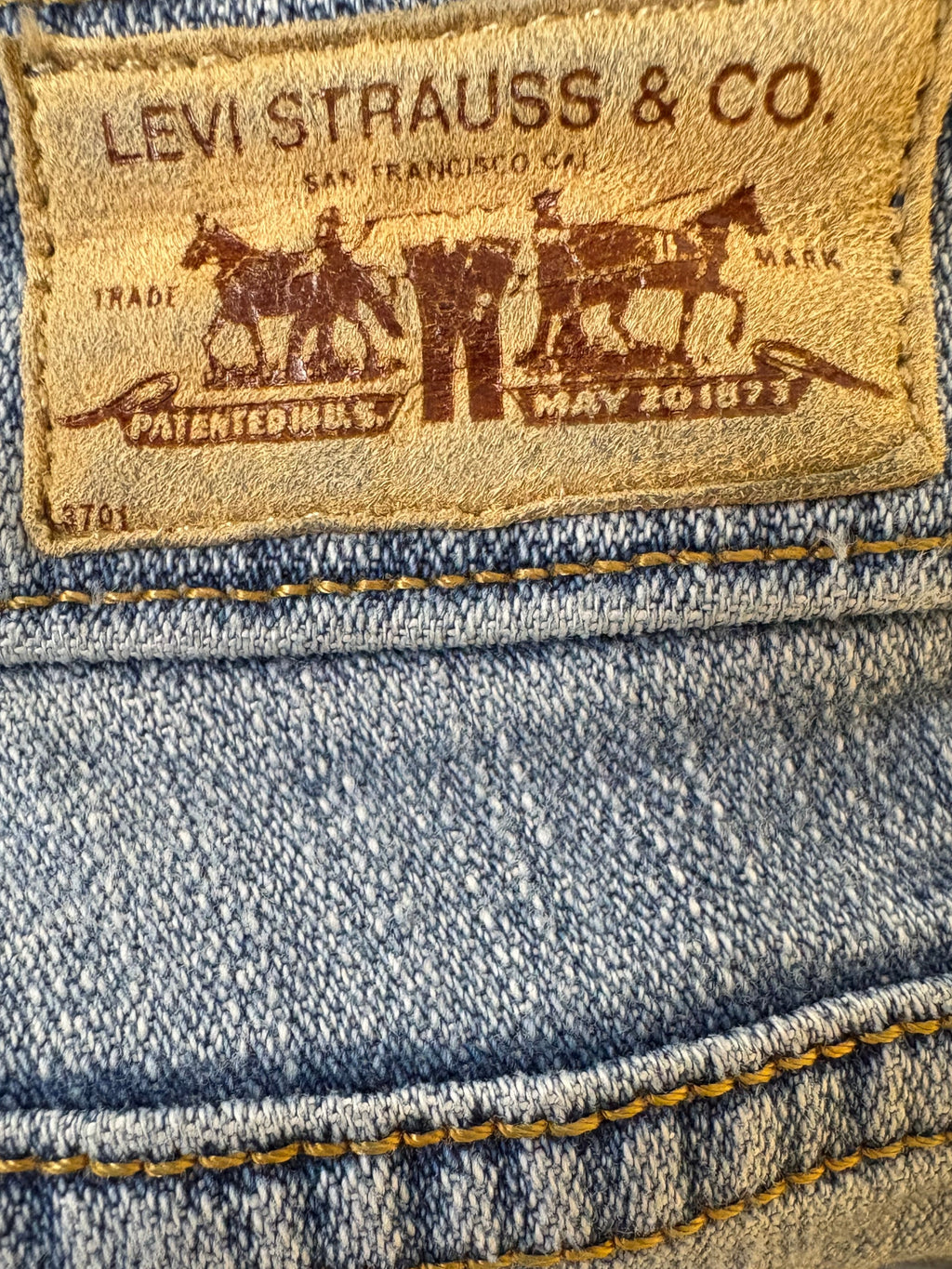 LEVI STRAUSS & CO JEANS SIZE 10M