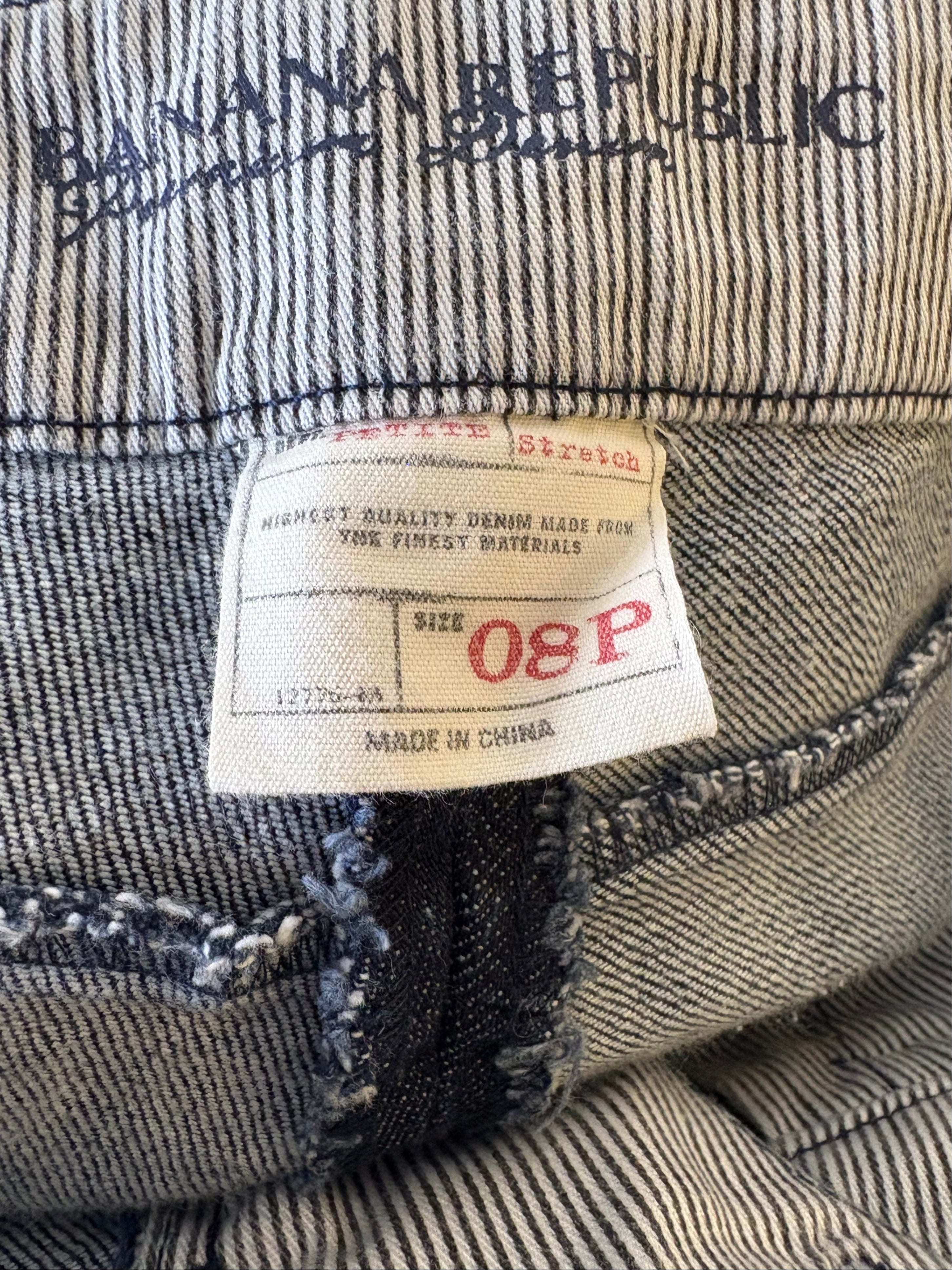 BANANA REPUBLIC JEANS SIZE 8P