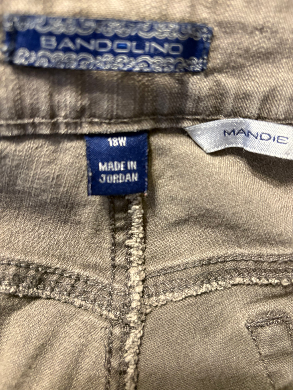 BANDOLINO JEANS SIZE 18