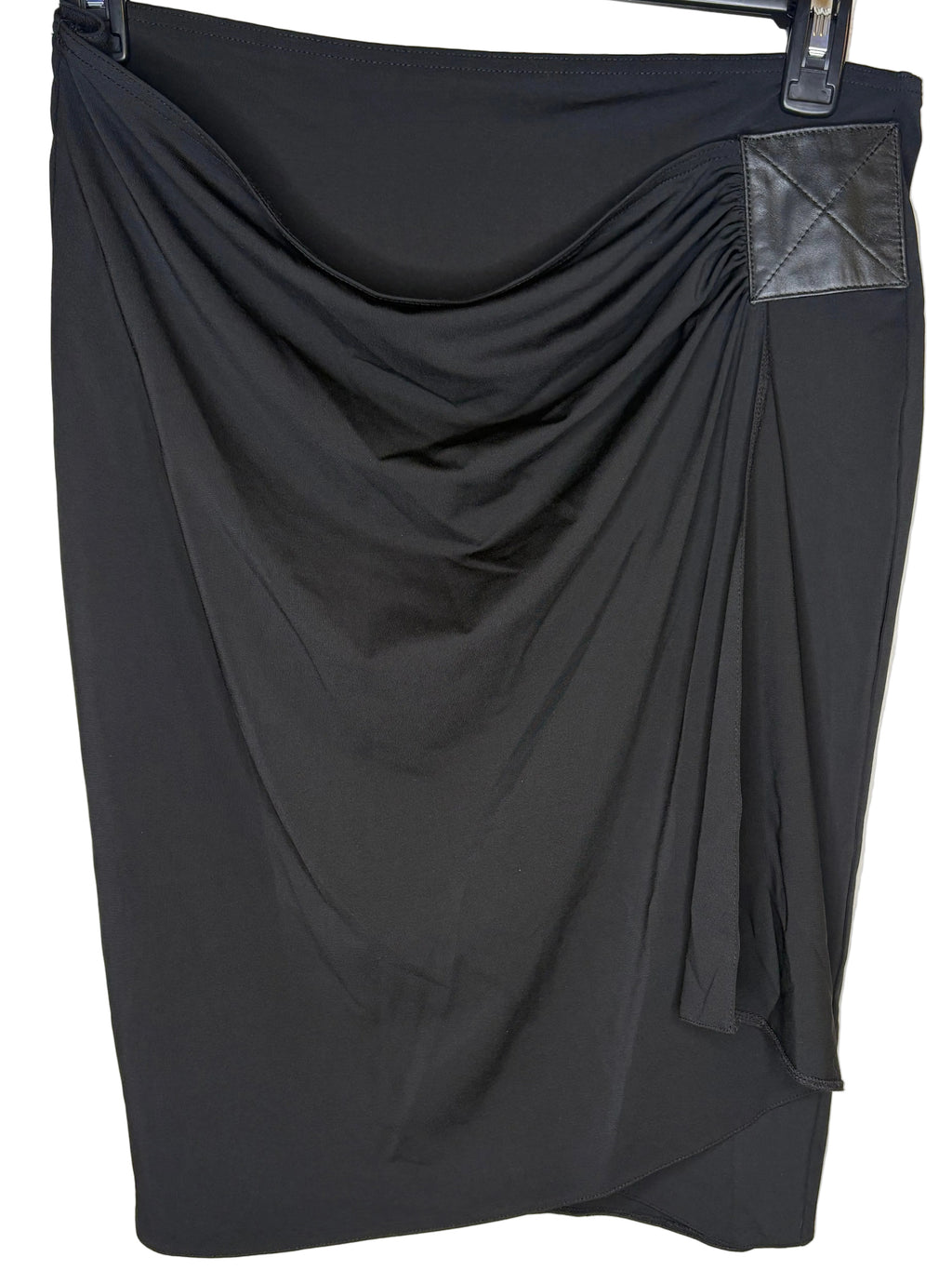 MICHAEL- MICHAEL KORS BLACK SKIRT SIZE 10