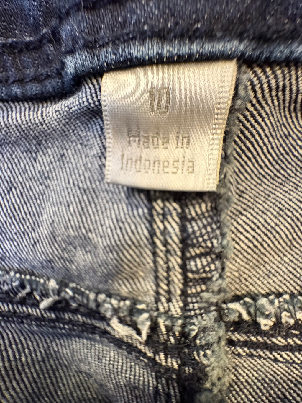 LAUREN CONRAD JEANS SIZE 10