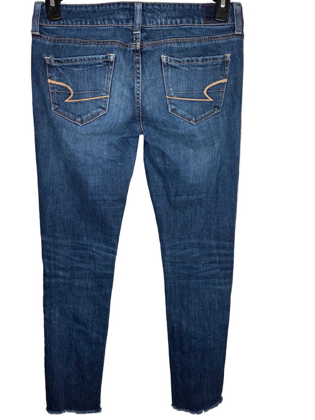 AMERICAN EAGLE JEANS SIZE 6