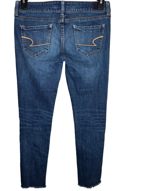 AMERICAN EAGLE JEANS SIZE 6