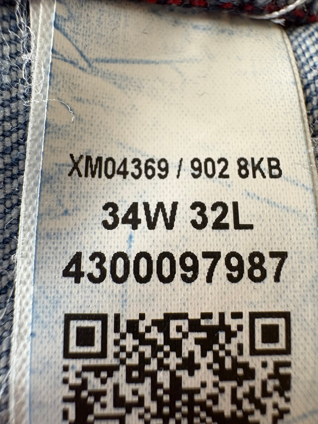 TOMMY HILFIGER JEANS 34W 32L