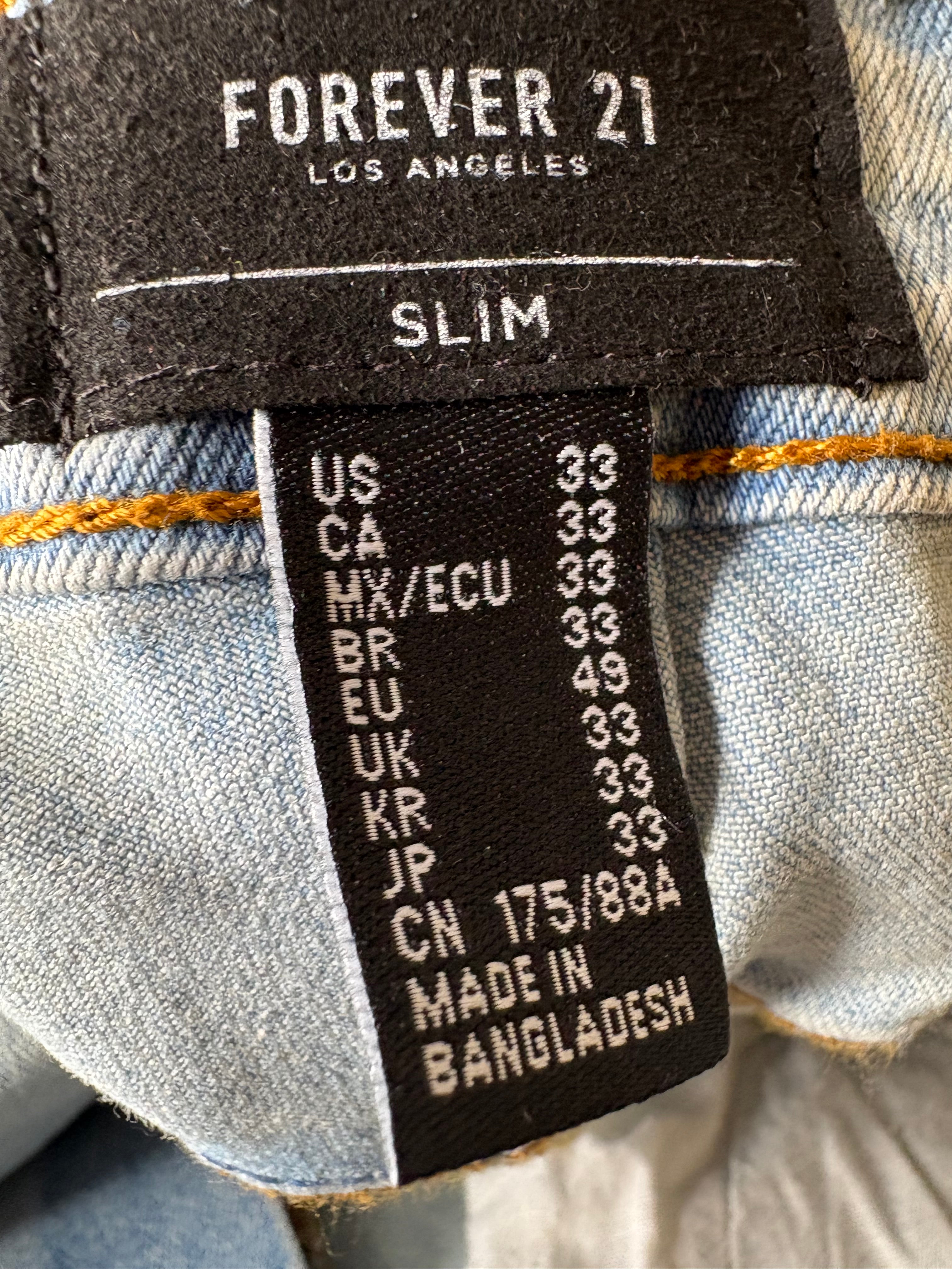 FOREVER 21 JEANS SIZE 33