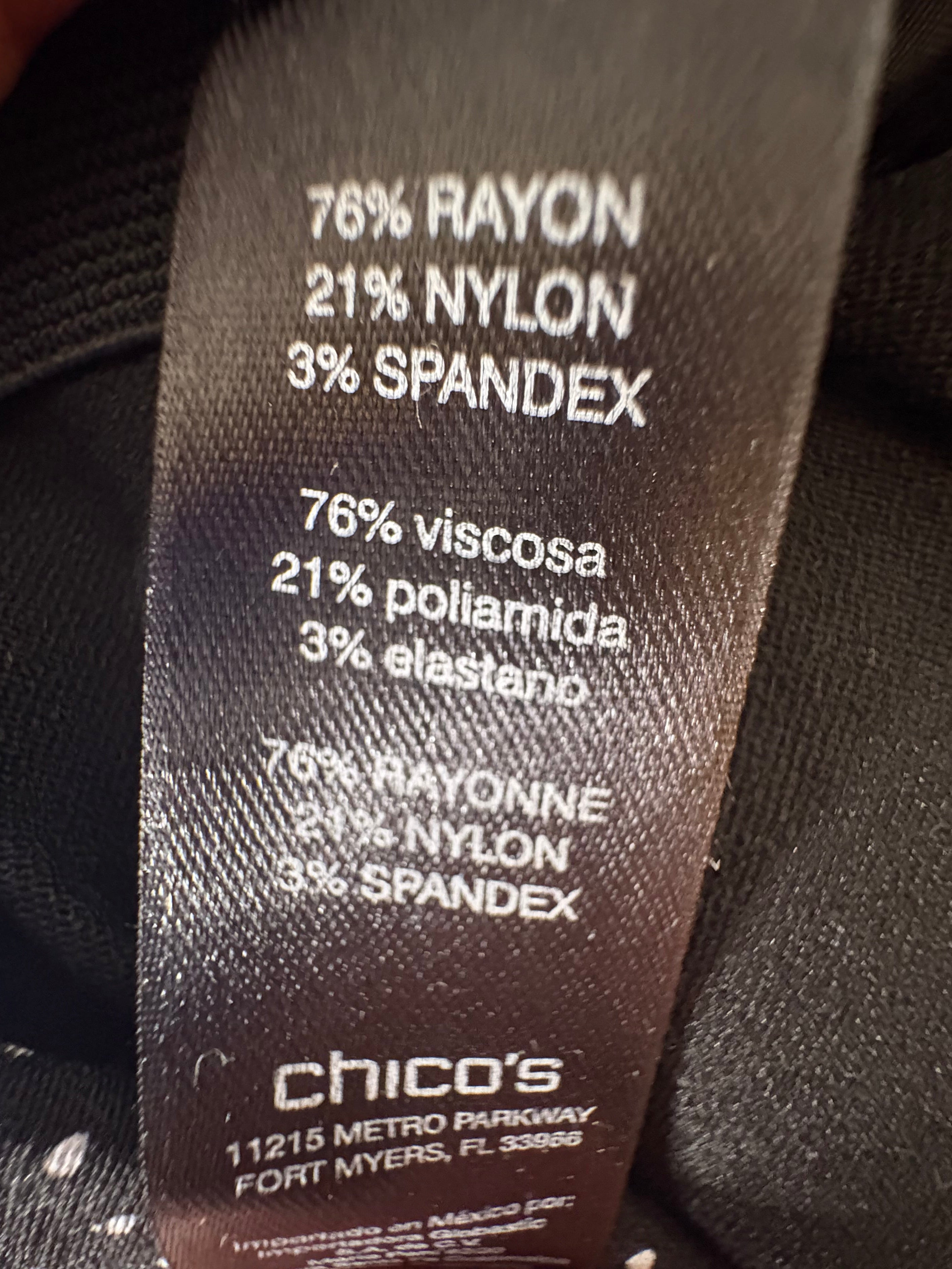 CHICO'S PANTS SIZE 2