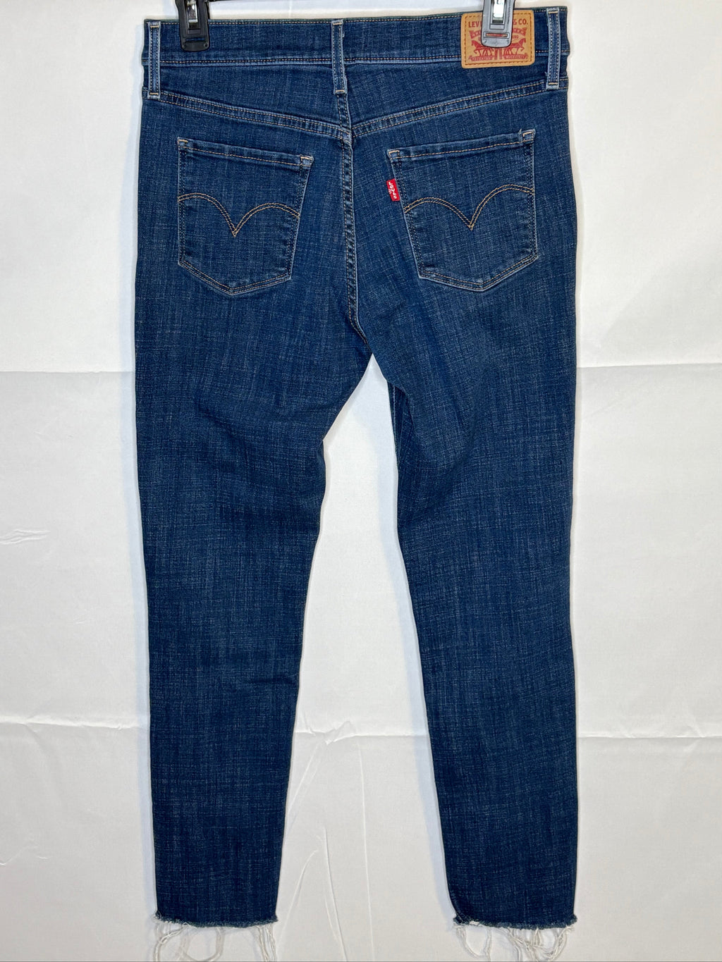 LEVI'S SIZE 28