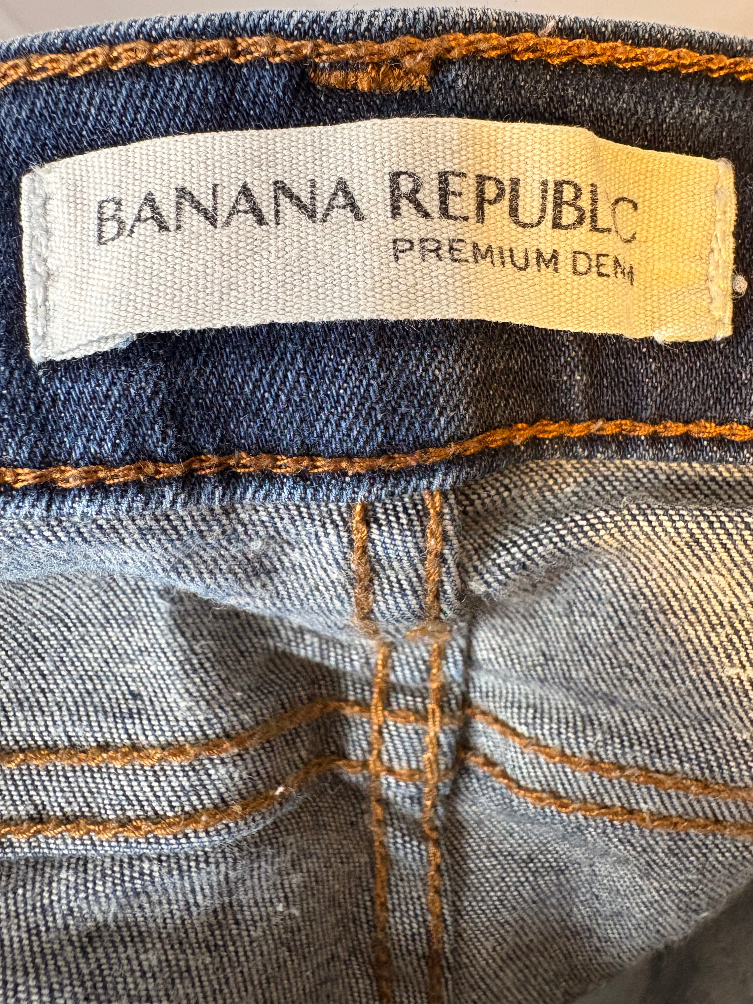 BANANA REPUBLIC SIZE 29