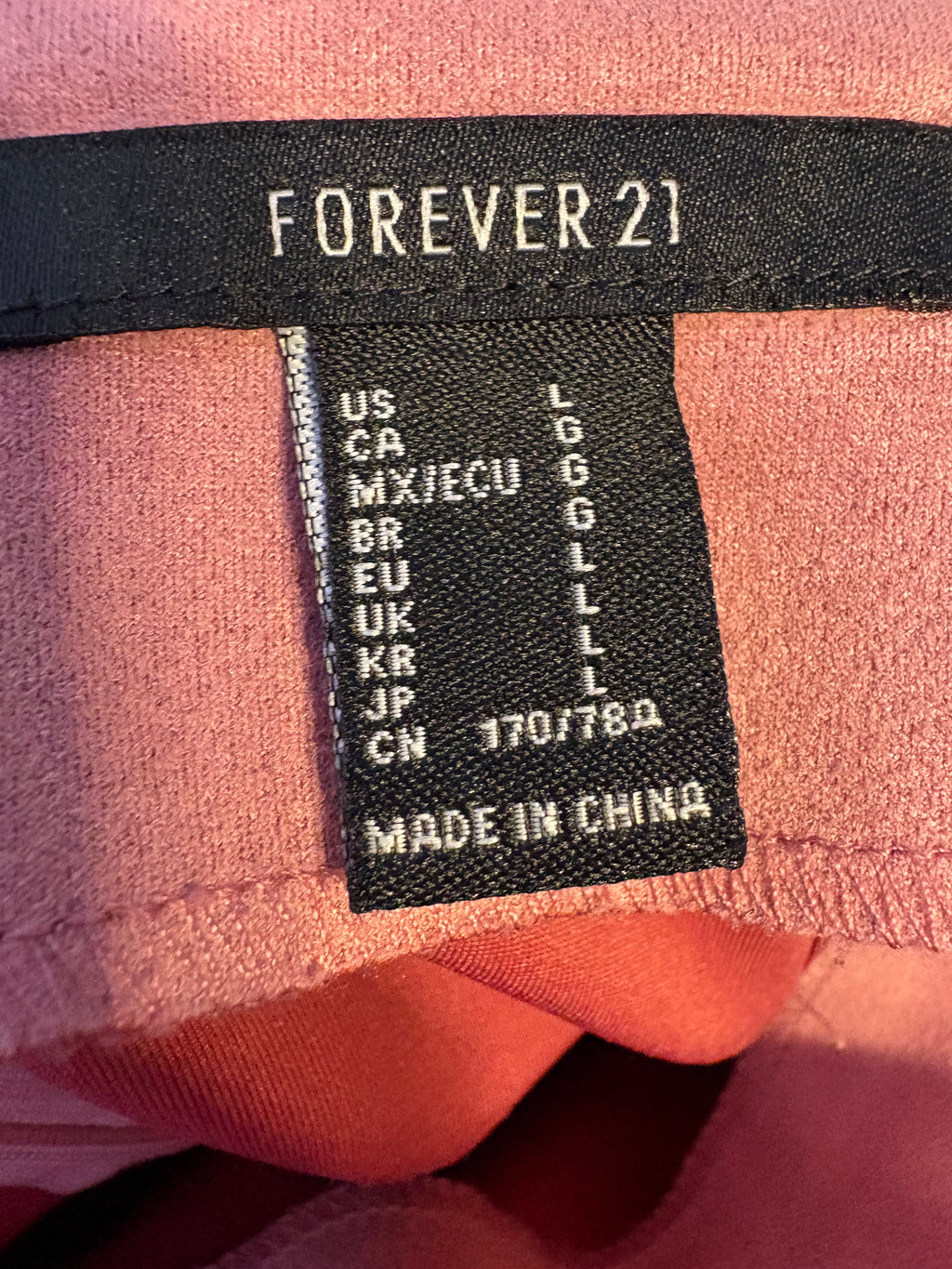 FOREVER 21 LARGE