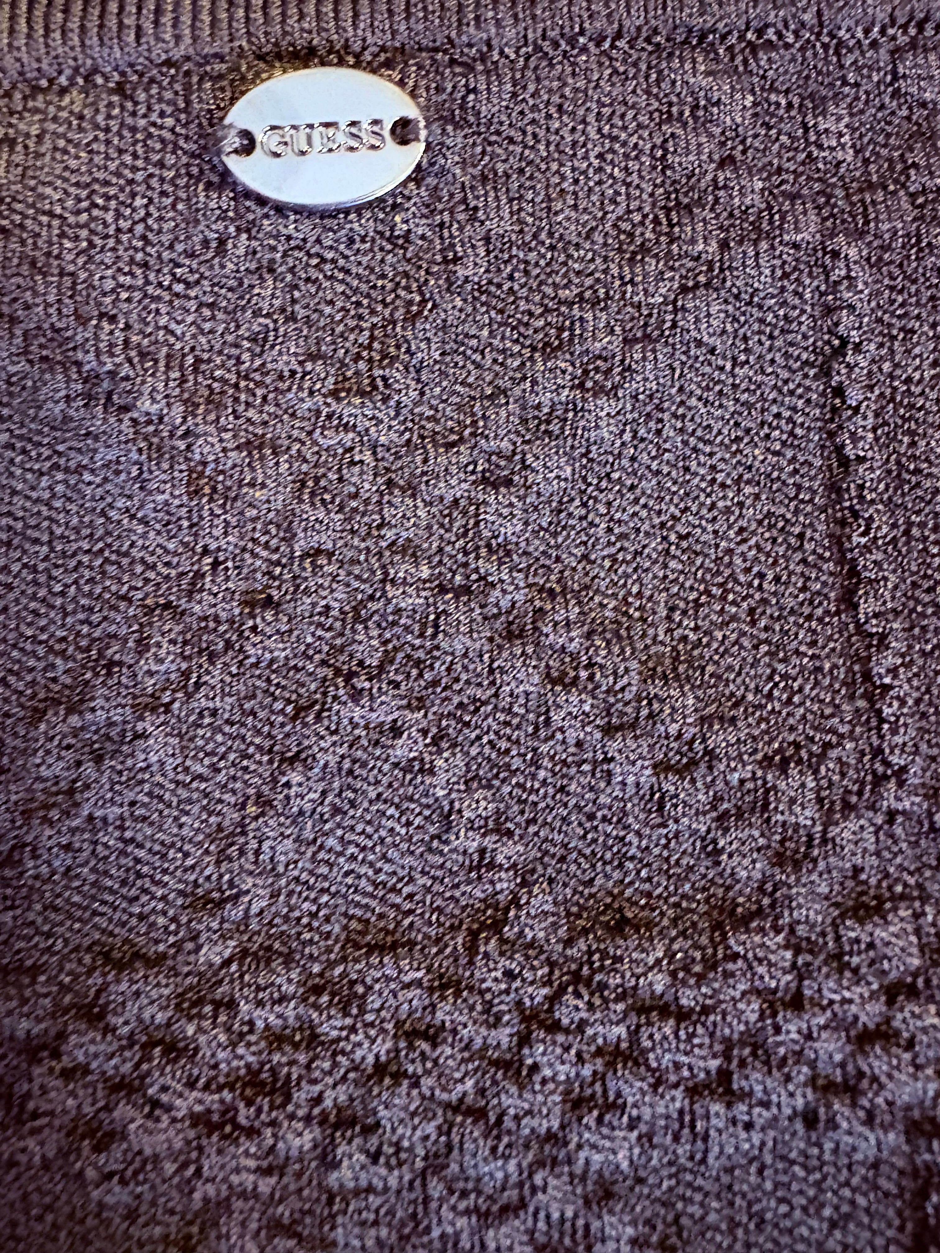 GUESS SIZE LARGE