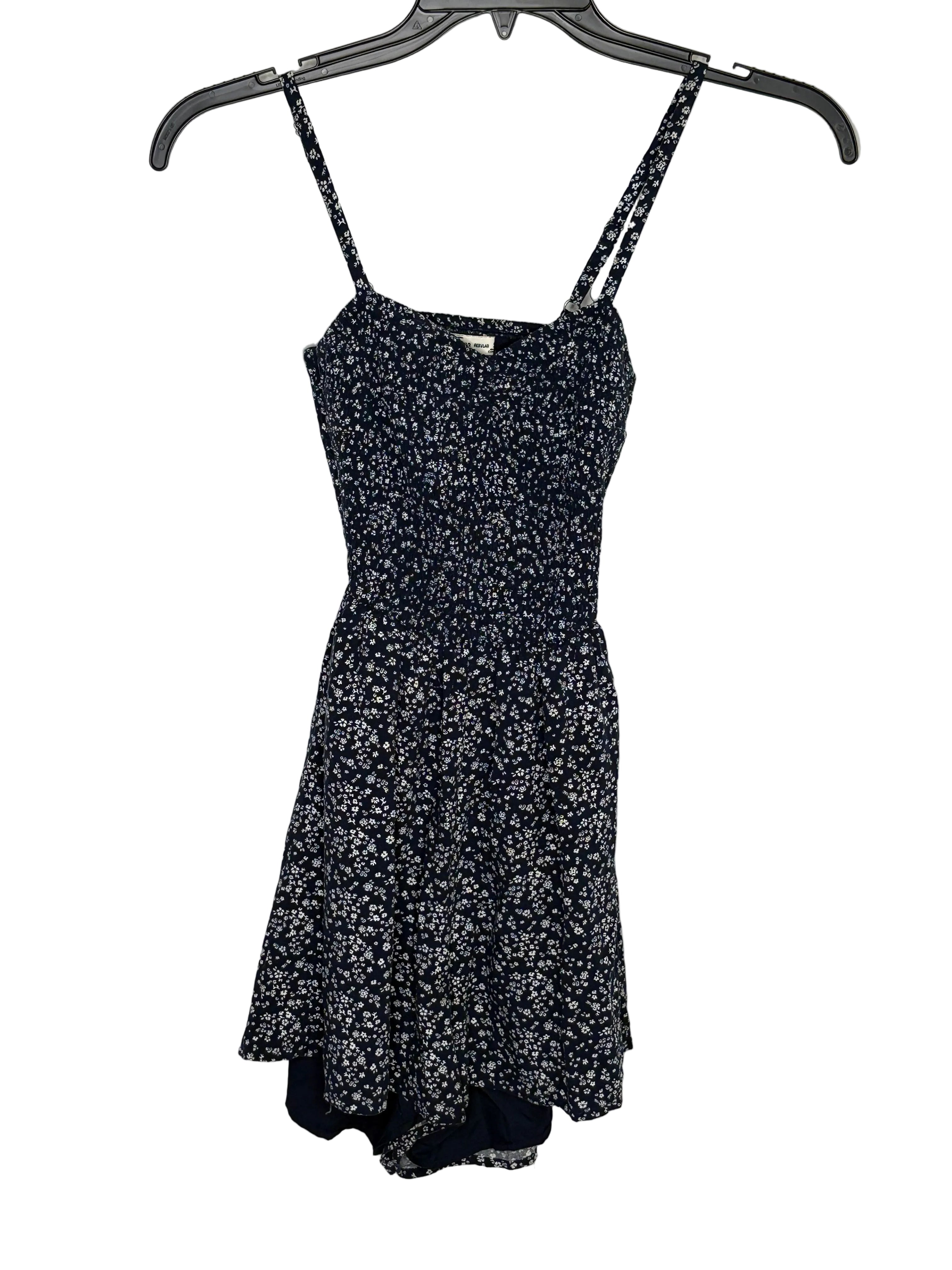 HOLLISTER SIZE SMALL