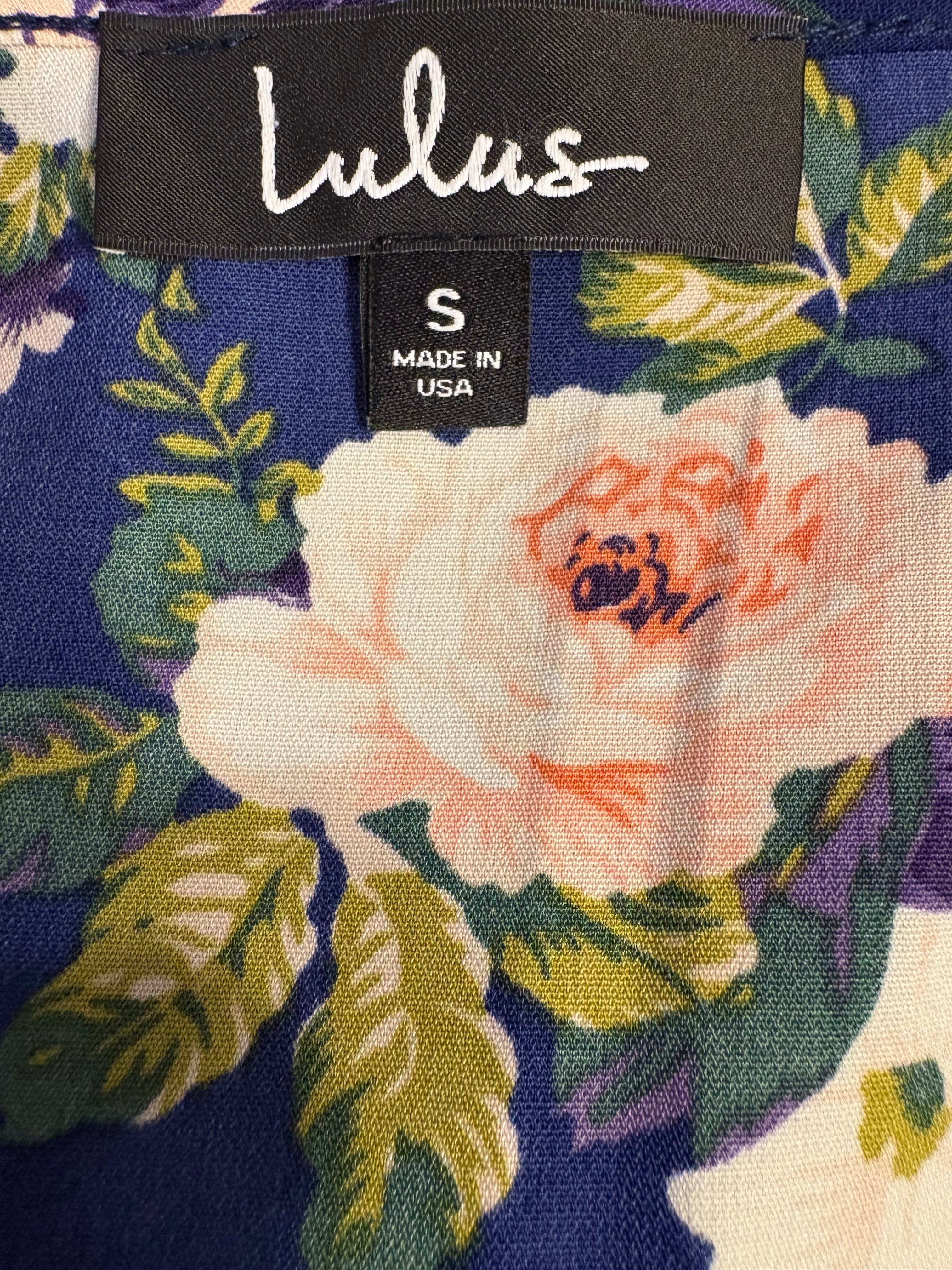 LULUS SIZE SMALL
