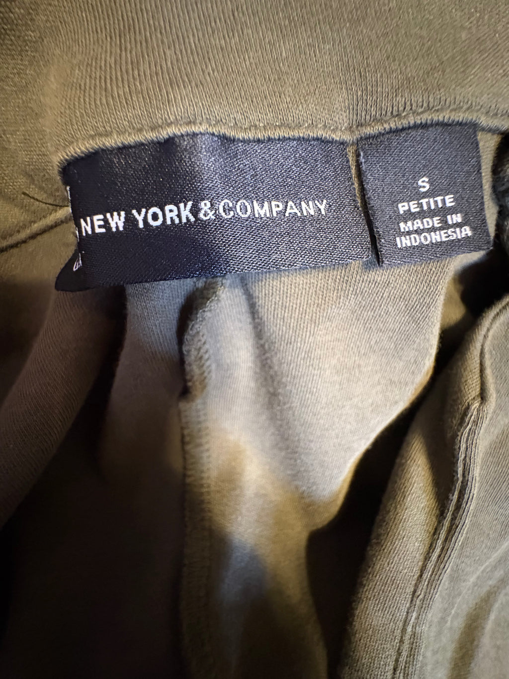 NEW YORK & CO SIZE SMALL