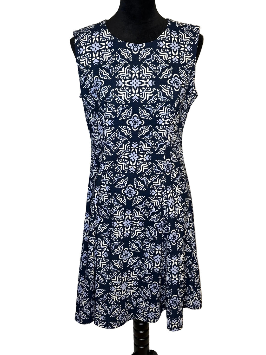 LIZ CLAIBORNE SIZE 6