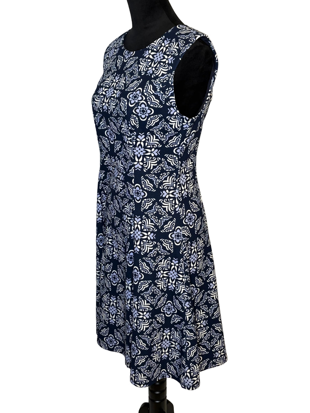 LIZ CLAIBORNE SIZE 6